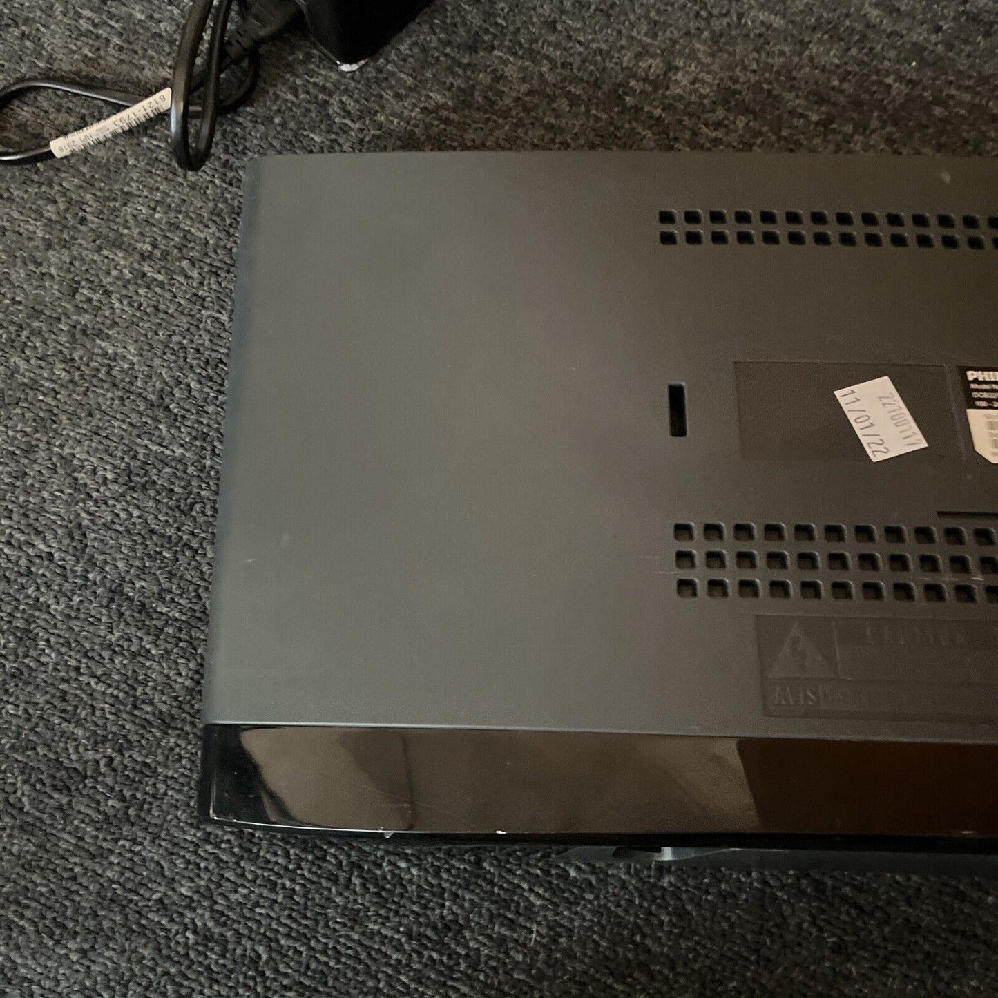 Phillips DCB2270/10 Digital Radio DAB+ CD Player iPhone iPod Dock Speaker