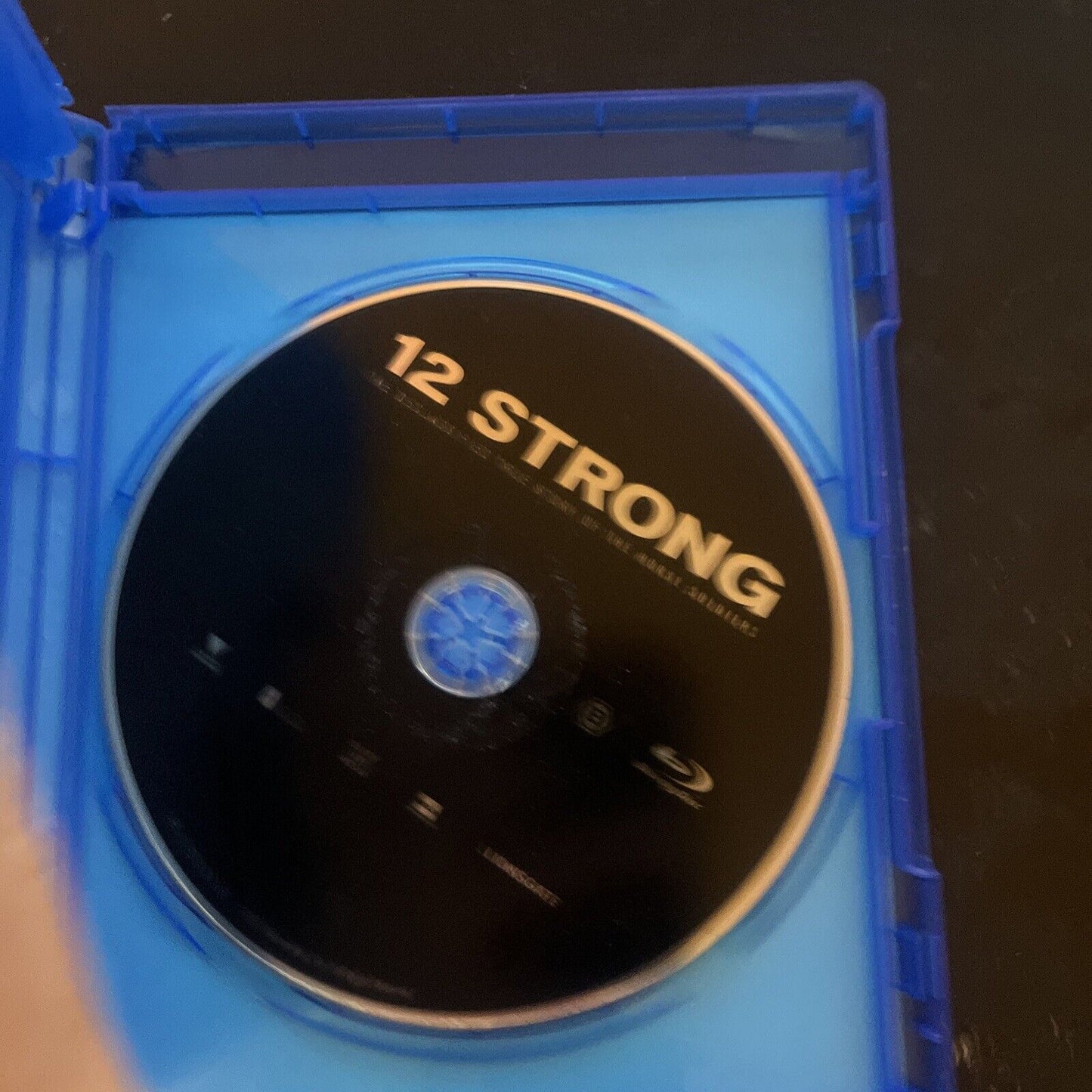 12 Strong (Blu-ray, 2018) Chris Hemsworth, Michael Shannon, Michael Peña RegionB