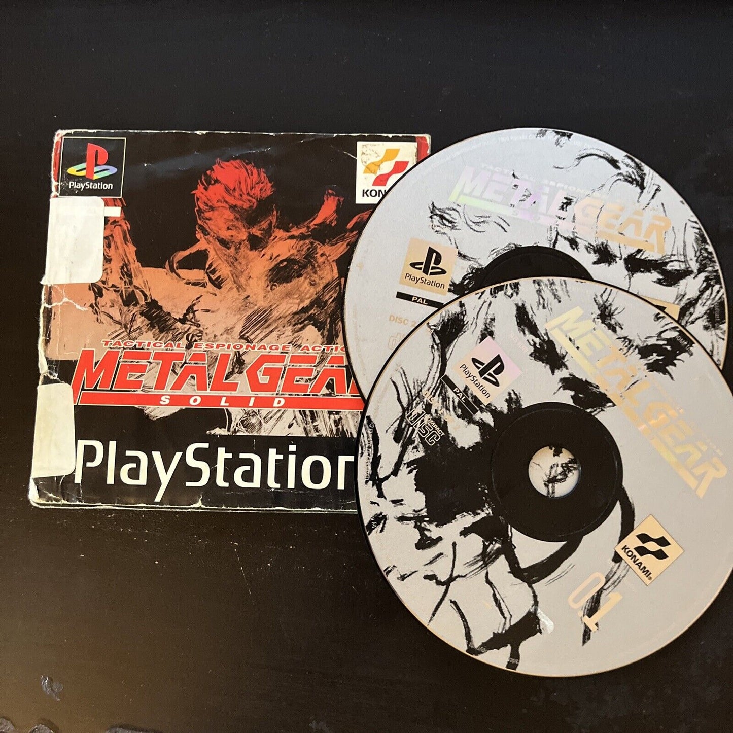 Metal Gear Solid Tactical Espionage Action Playstation 1 PS1 PAL *No cover*