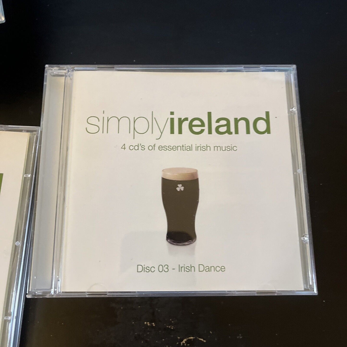 Simply Ireland - 4 CDs Of Essential Irish Music Box Set (CD, 2006)