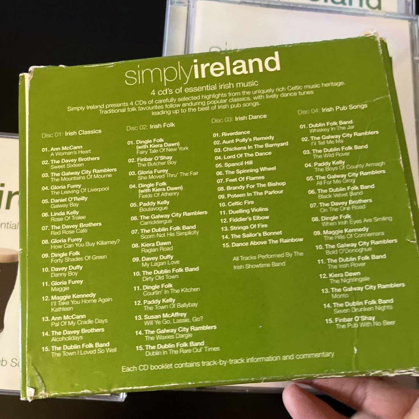 Simply Ireland - 4 CDs Of Essential Irish Music Box Set (CD, 2006)