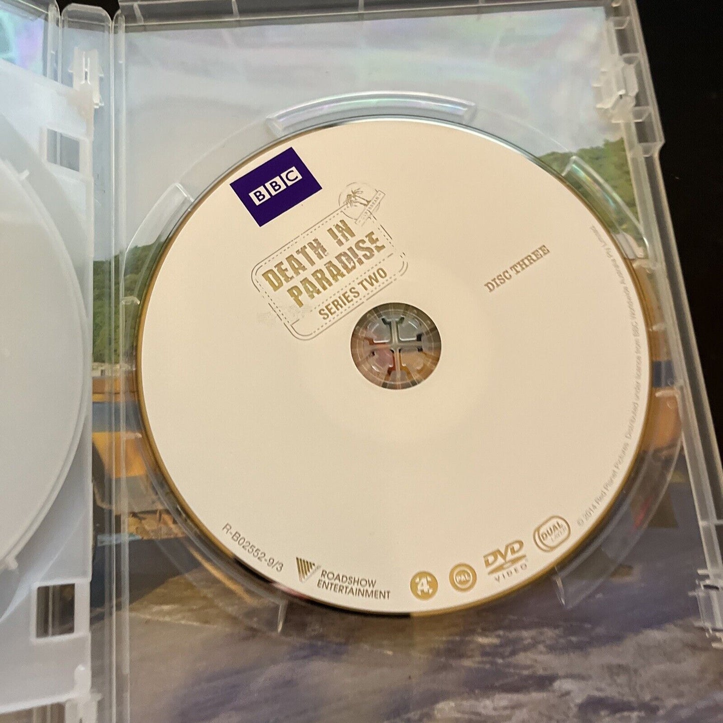 Death In Paradise : Series 2 (DVD, 2012, 3-Disc) Ben Miller, BBC Region 4