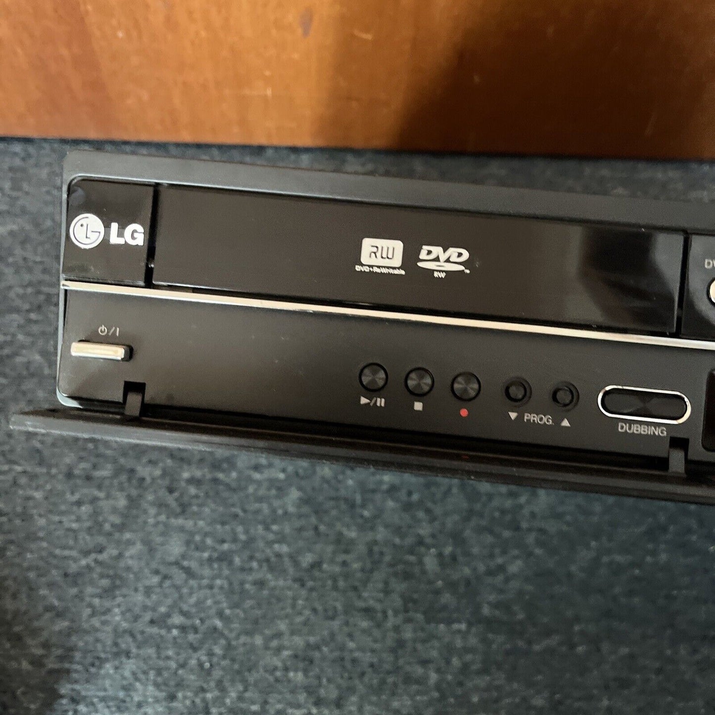 LG DVD VCR Combo Recorder Player RC689D PAL *For Parts Or Repair*