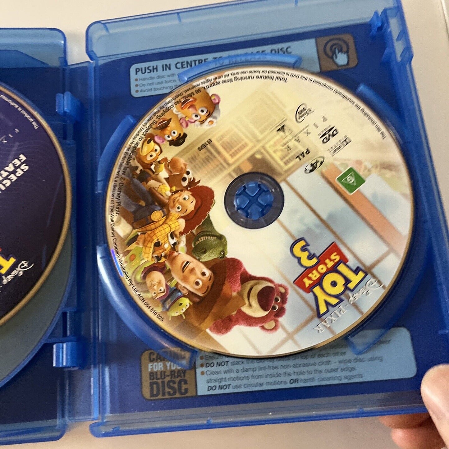 Toy Story 3 (Blu-ray, 2010, 3-Disc) All Regions