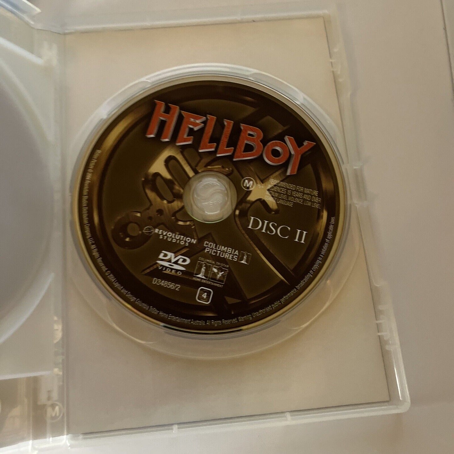Hellboy / Hellboy II The Golden Army (DVD, 2008, 3-Disc) Region 4
