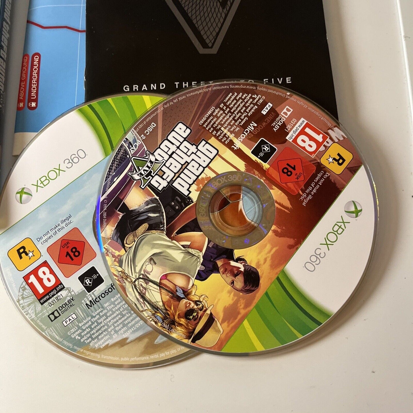 Grand Theft Auto V (Microsoft Xbox 360, 2013) With Manual Map PAL