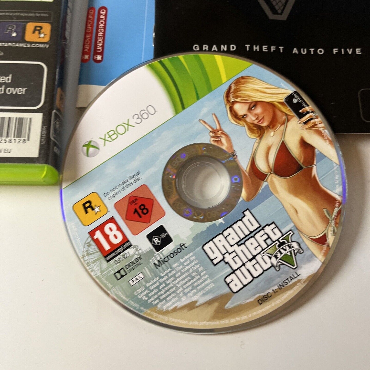 Grand Theft Auto V (Microsoft Xbox 360, 2013) With Manual Map PAL