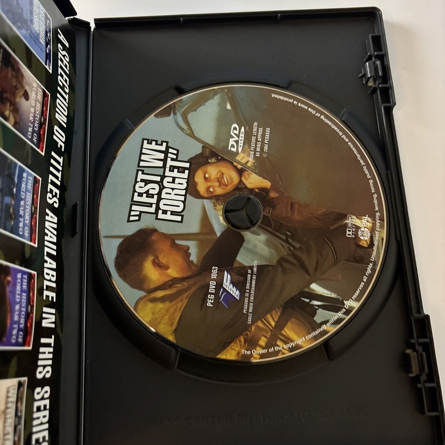 Lest We Forget (DVD, 2000) Royal Air Force WW2 Documentary All Regions