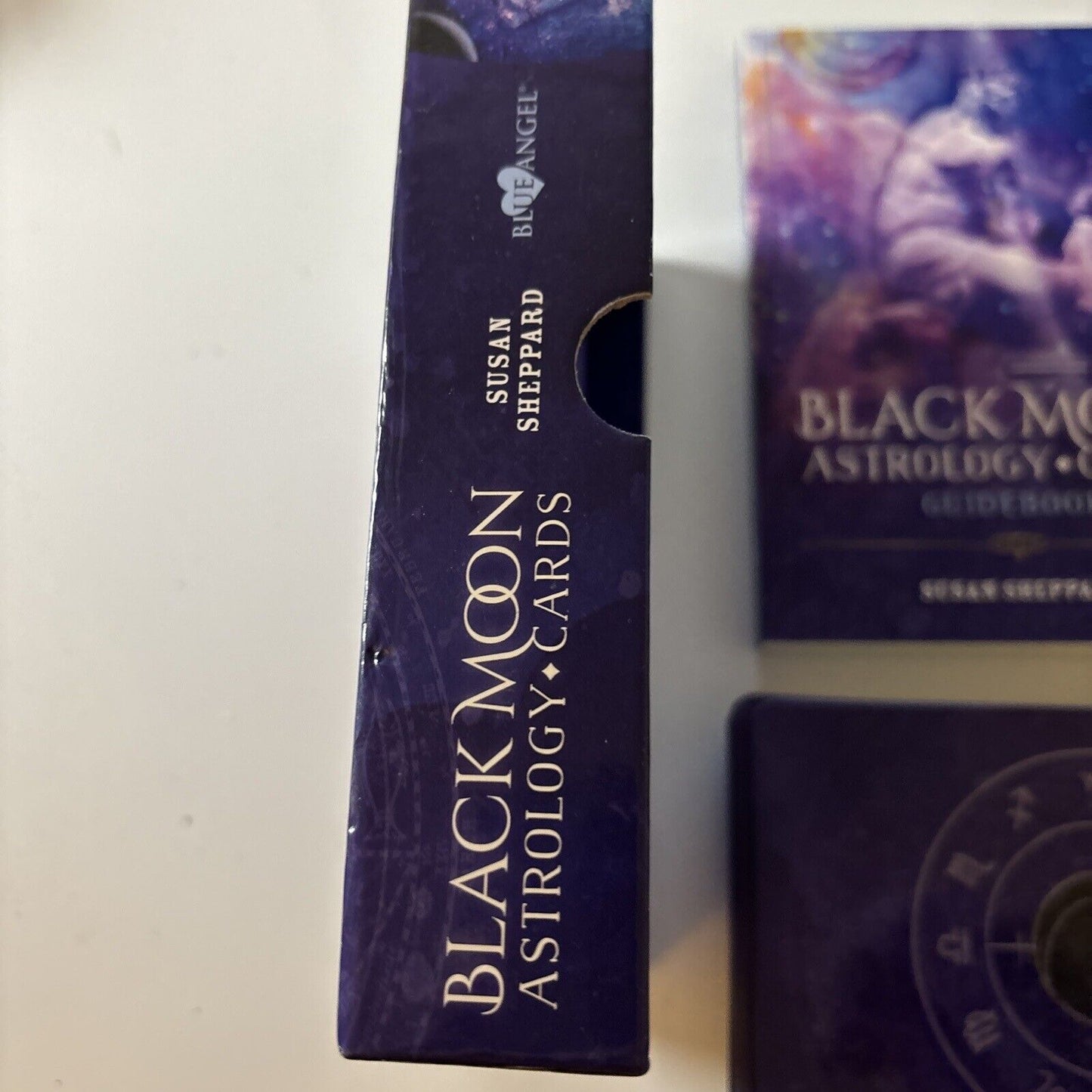 Black Moon Astrology Cards by Susan Sheppard ( Guidebook + 52 Cards, 2017)