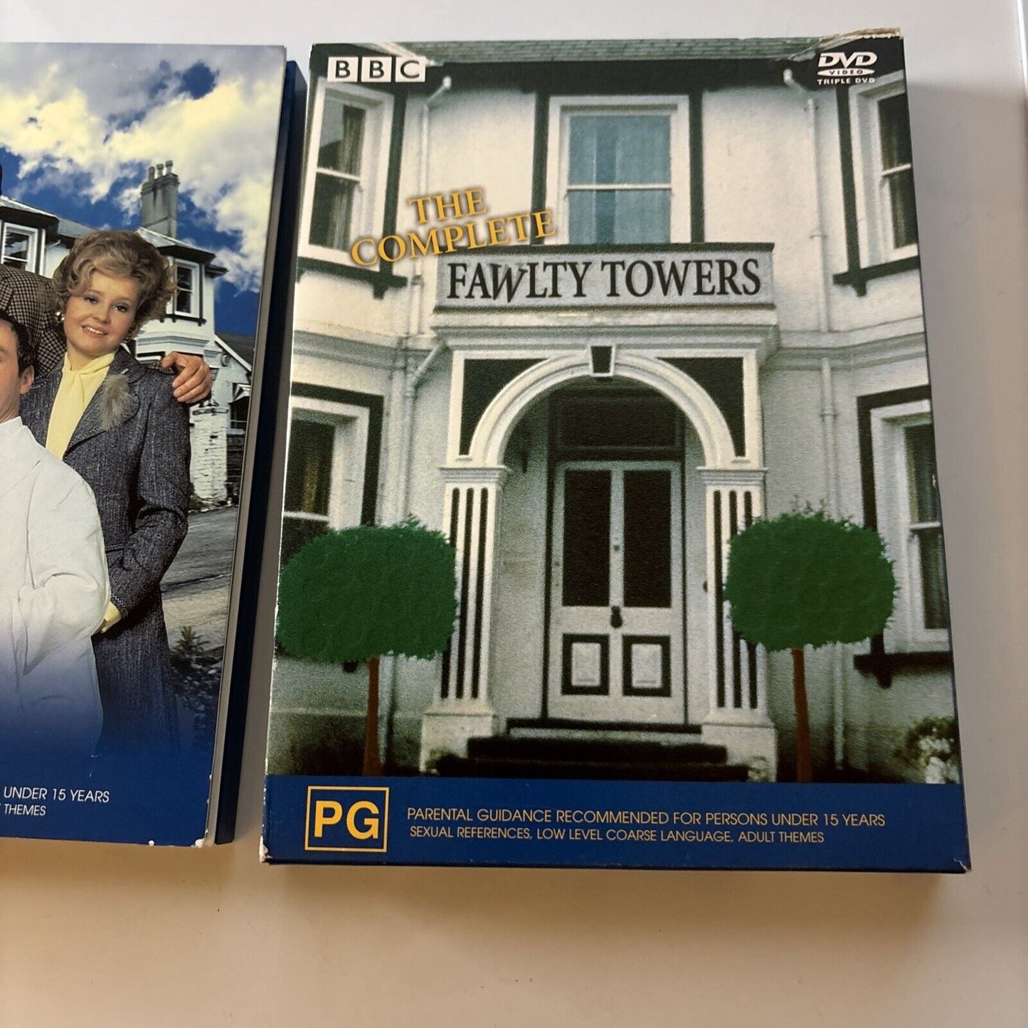 The Complete Fawlty Towers (DVD, 1975, 3-Disc) John Cleese Region 4
