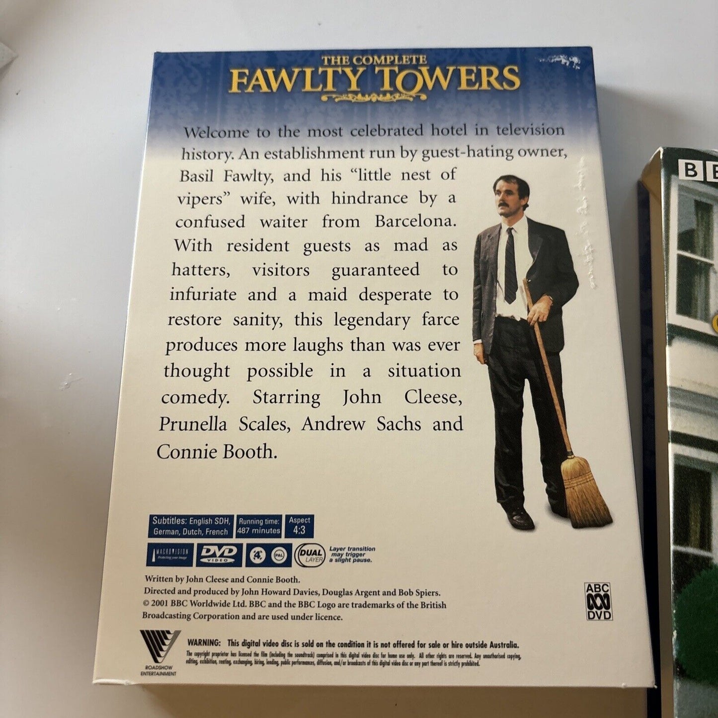 The Complete Fawlty Towers (DVD, 1975, 3-Disc) John Cleese Region 4