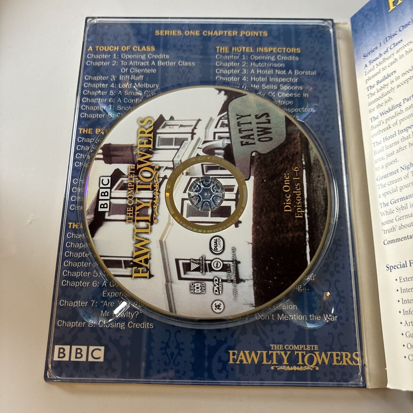 The Complete Fawlty Towers (DVD, 1975, 3-Disc) John Cleese Region 4