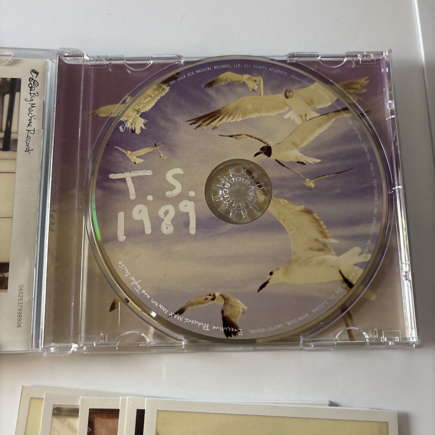 Taylor Swift - 1989 (CD, 2014) Slipcover + Polaroids