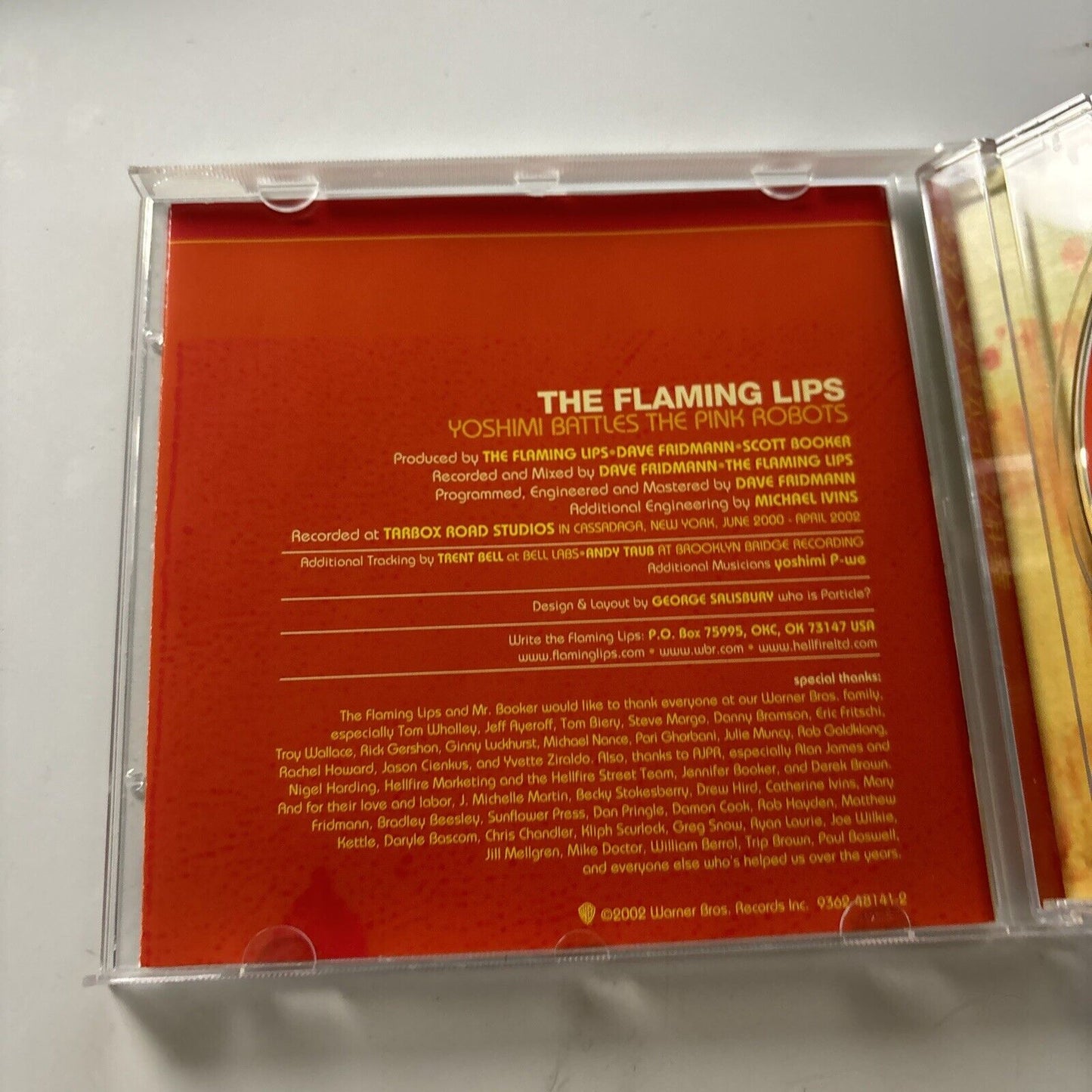 The Flaming Lips - Yoshimi Battles the Pink Robots (CD, 2002)