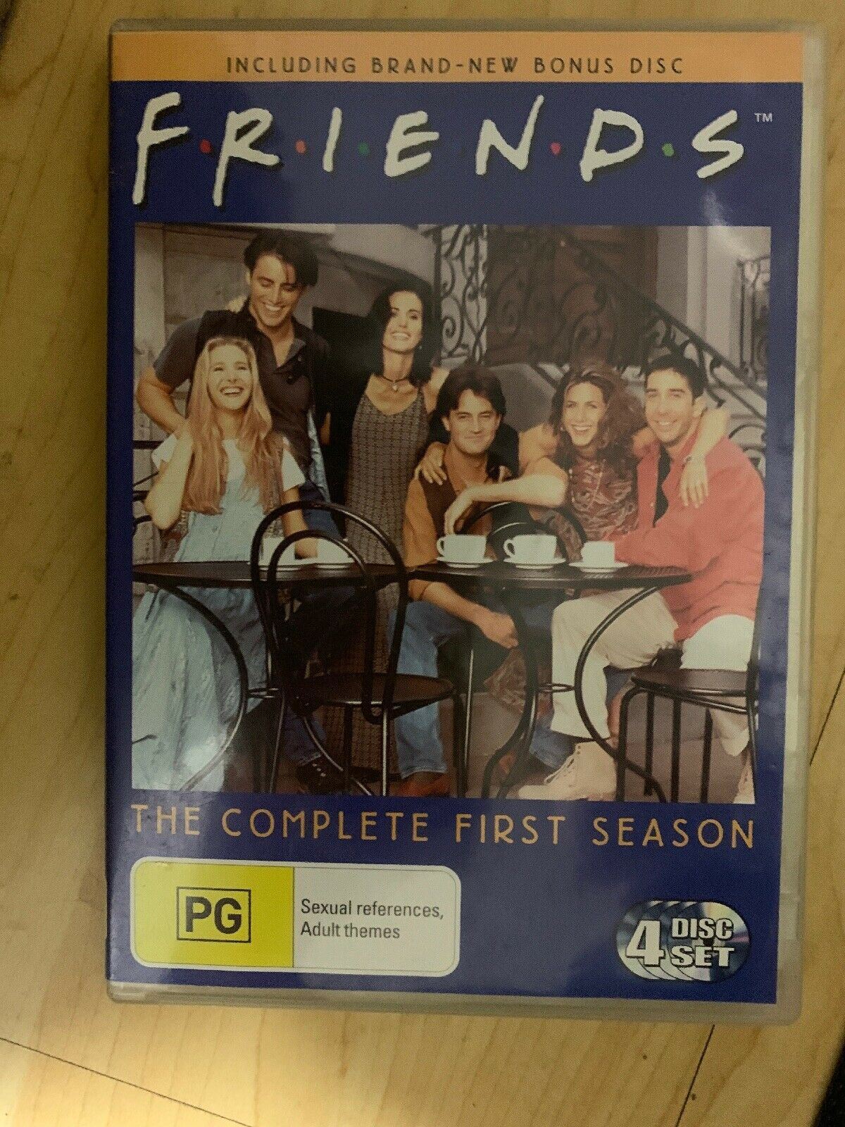 FRIENDS - COMPLETE FIRST SEASON + BONUS DISC - 4 Discs  DVD  R4 Australia