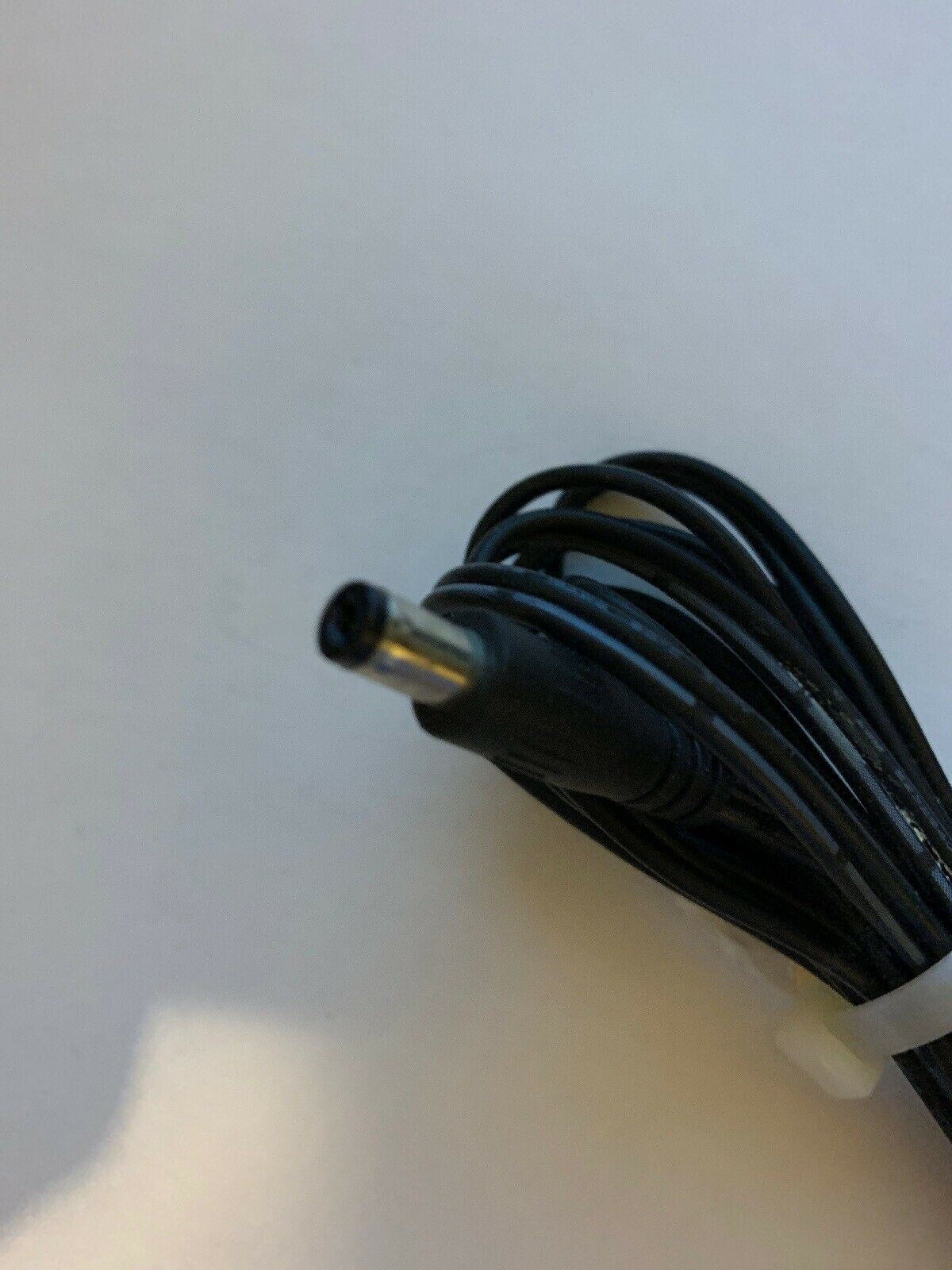 Genuine Netgear MU30-5120250-A3 AC Adapter 12 v 2.5a