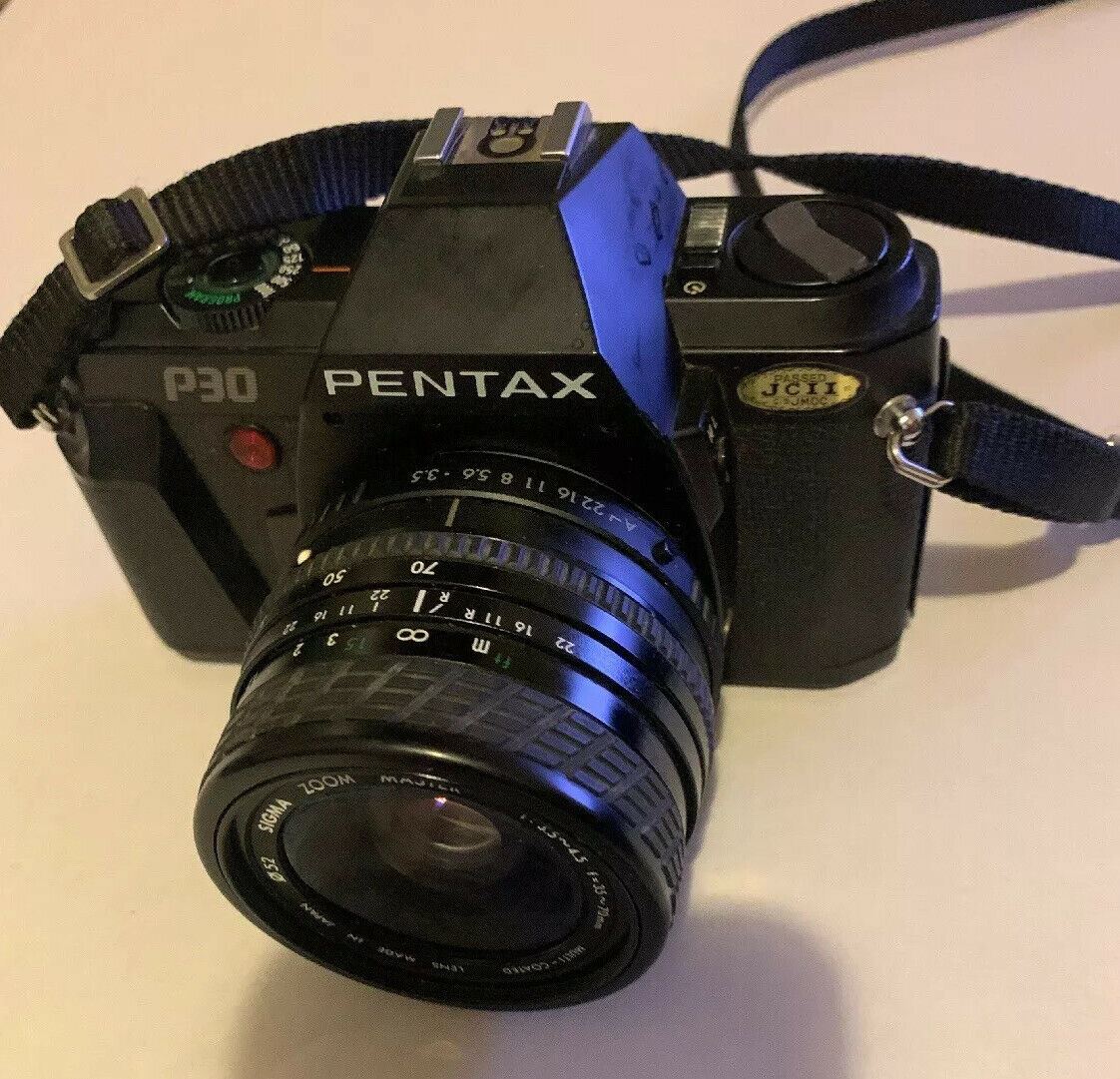 Pentax P30 SLR Film Camera With Sigma Zoom Master 35-70mm Lens *Parts Only*