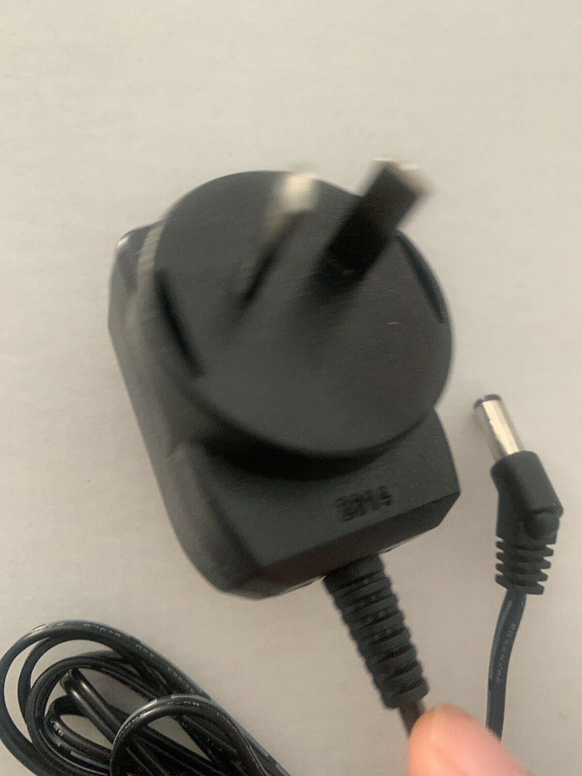 VS For Men AC Adapter Model SW-060007AU 6V 70mA