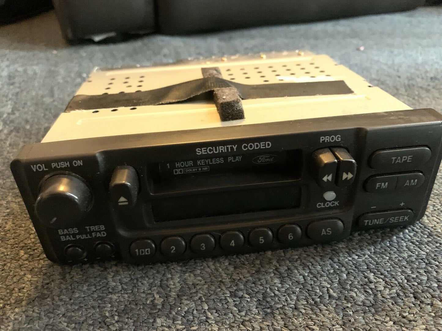 Ford Radio Cassette Player 96DA-18B865-AA Model: FCT014A2-A