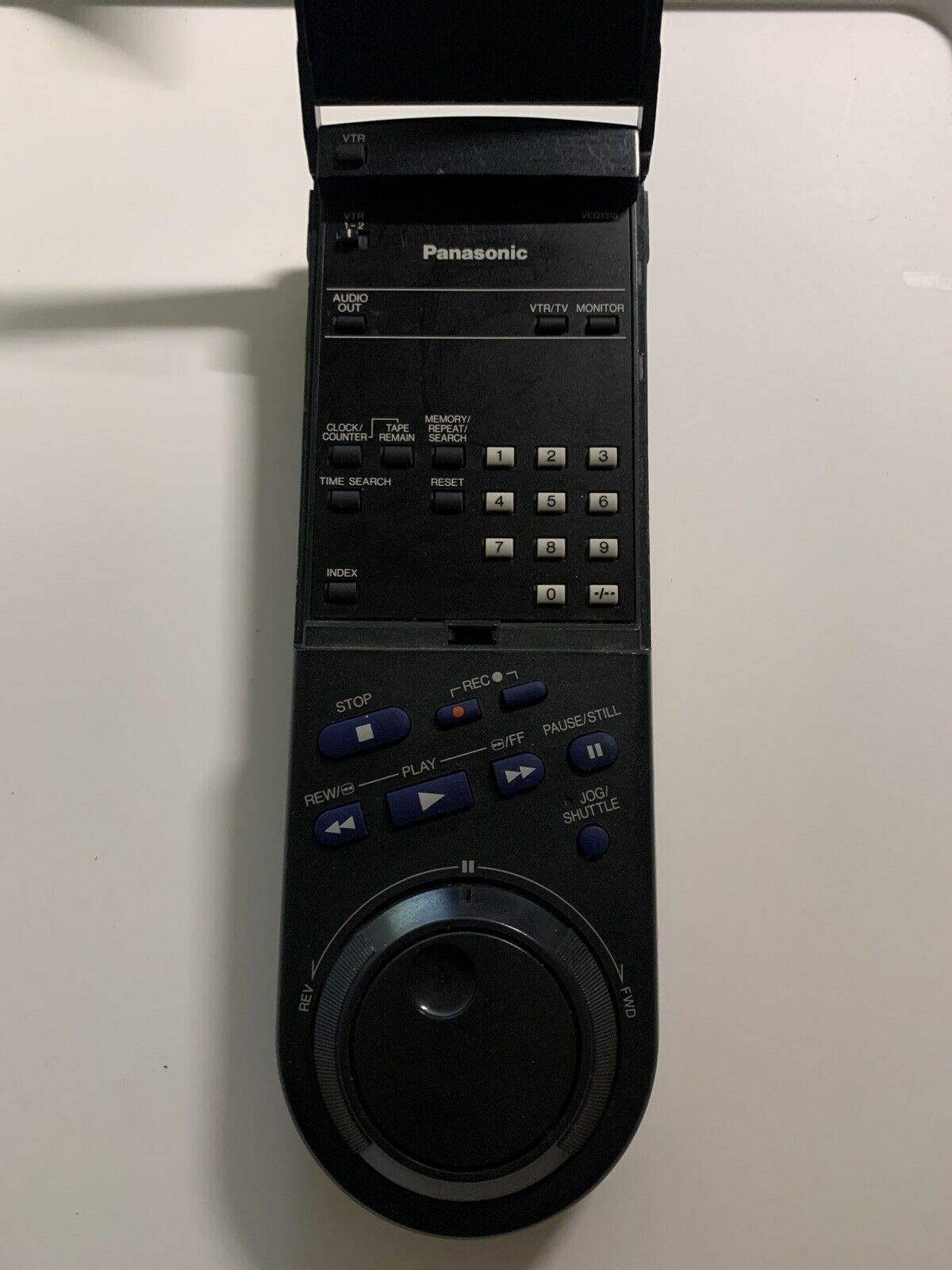 Panasonic VEQ1316 VCR Remote Control (Missing Battery Cover)