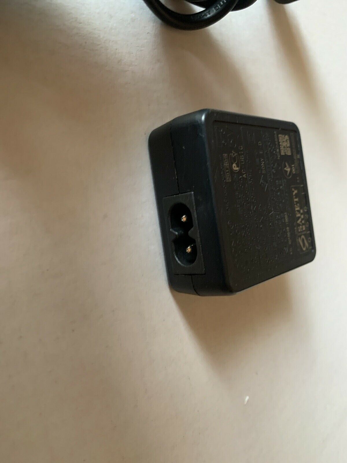 GENUINE Sony AC Adaptor AC-UB10 USB 5V