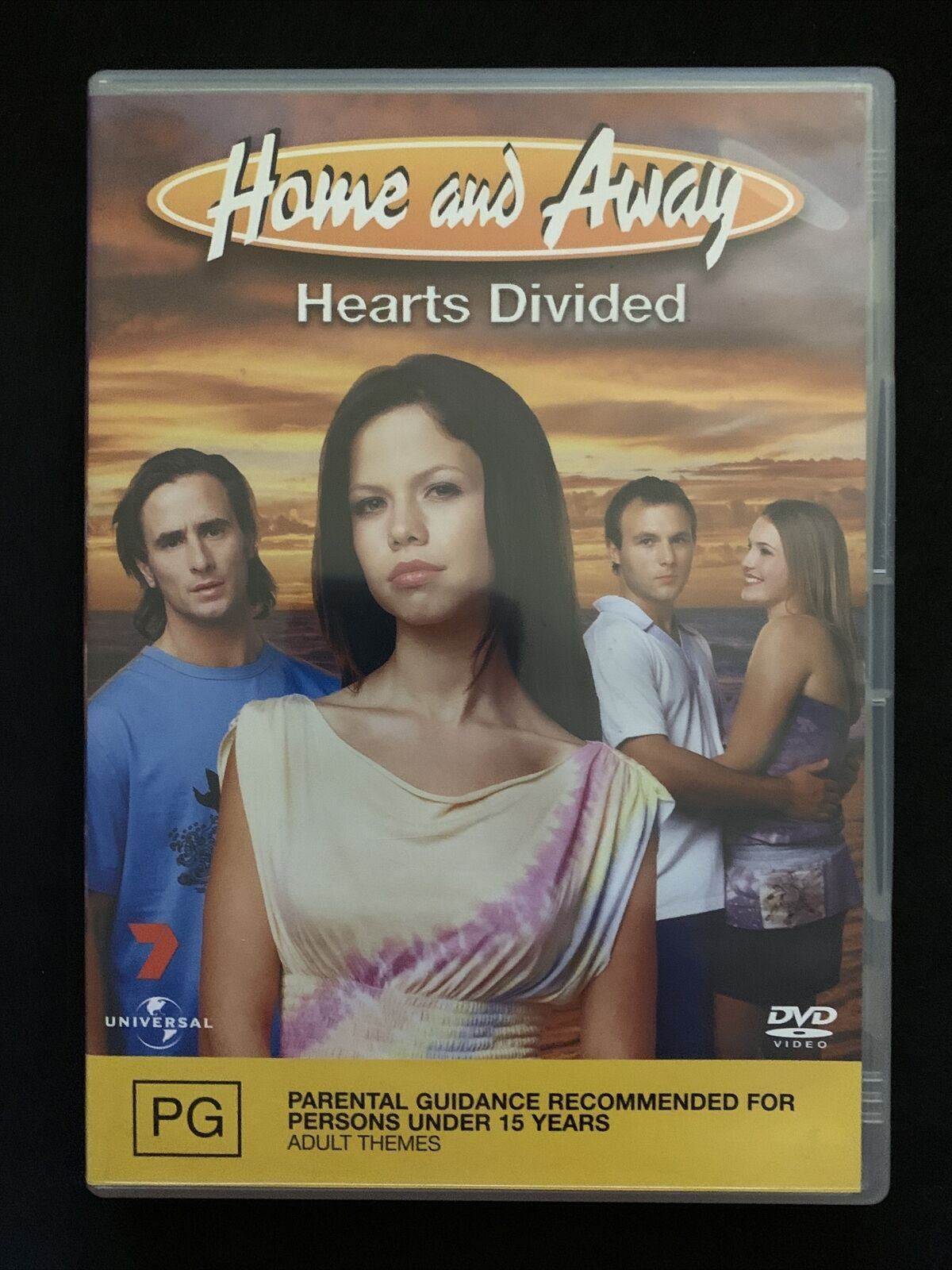 Home And Away - Hearts Divided (DVD)