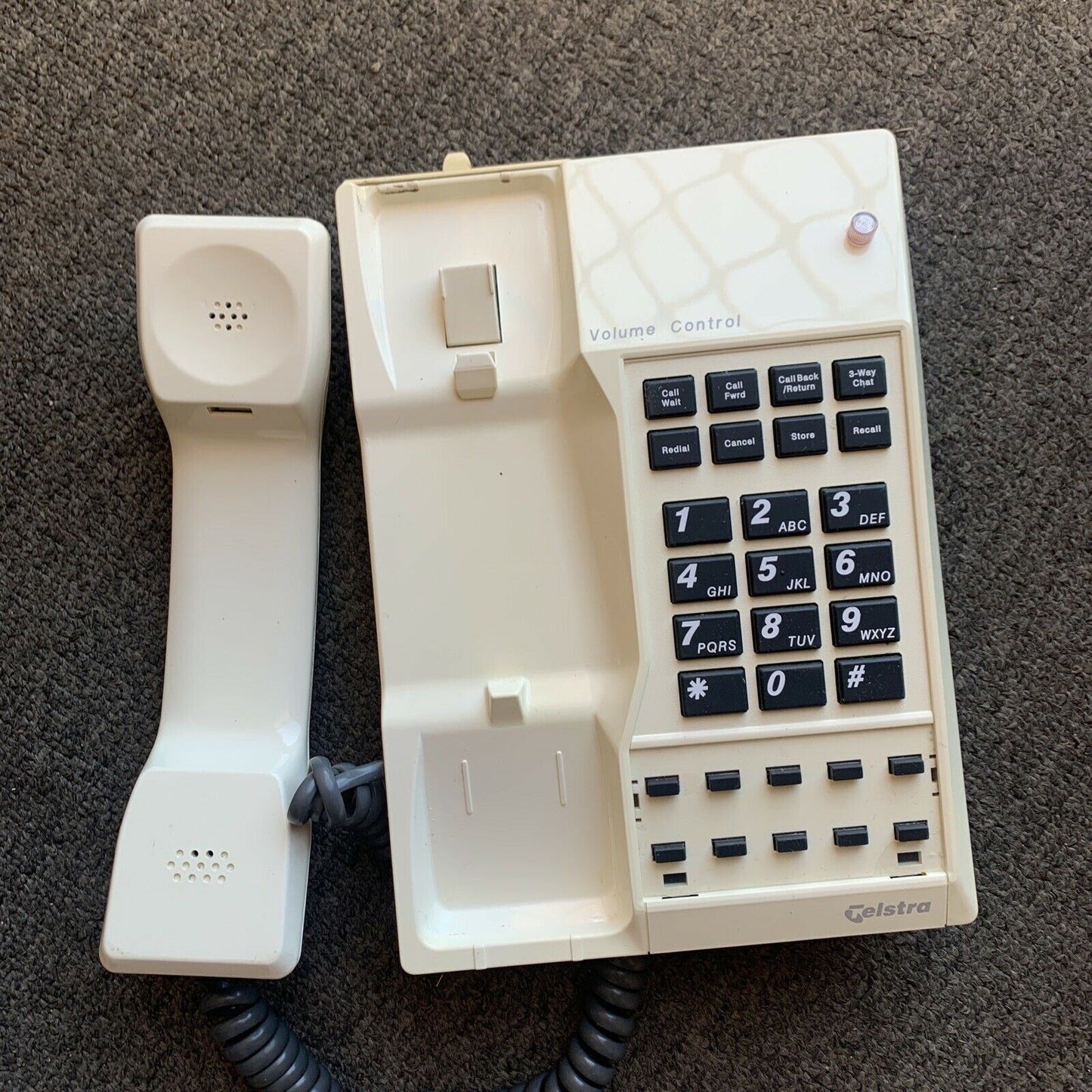 Telstra Touchfone 400 TF400VC Corded Landline Telephone