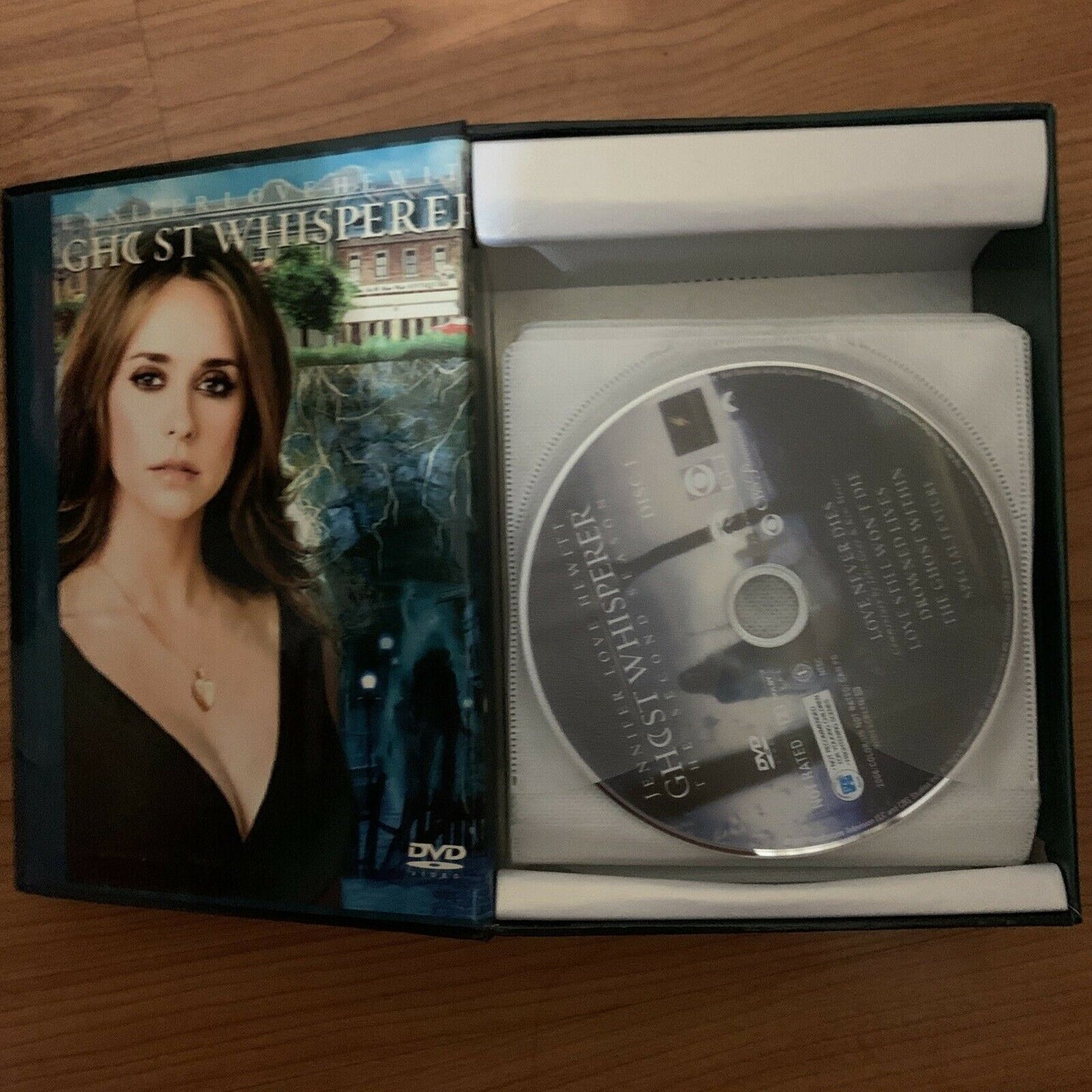 Ghost Whisperer - The Complete Series Box Set (DVD,31-Disc) Jennifer Love Hewitt