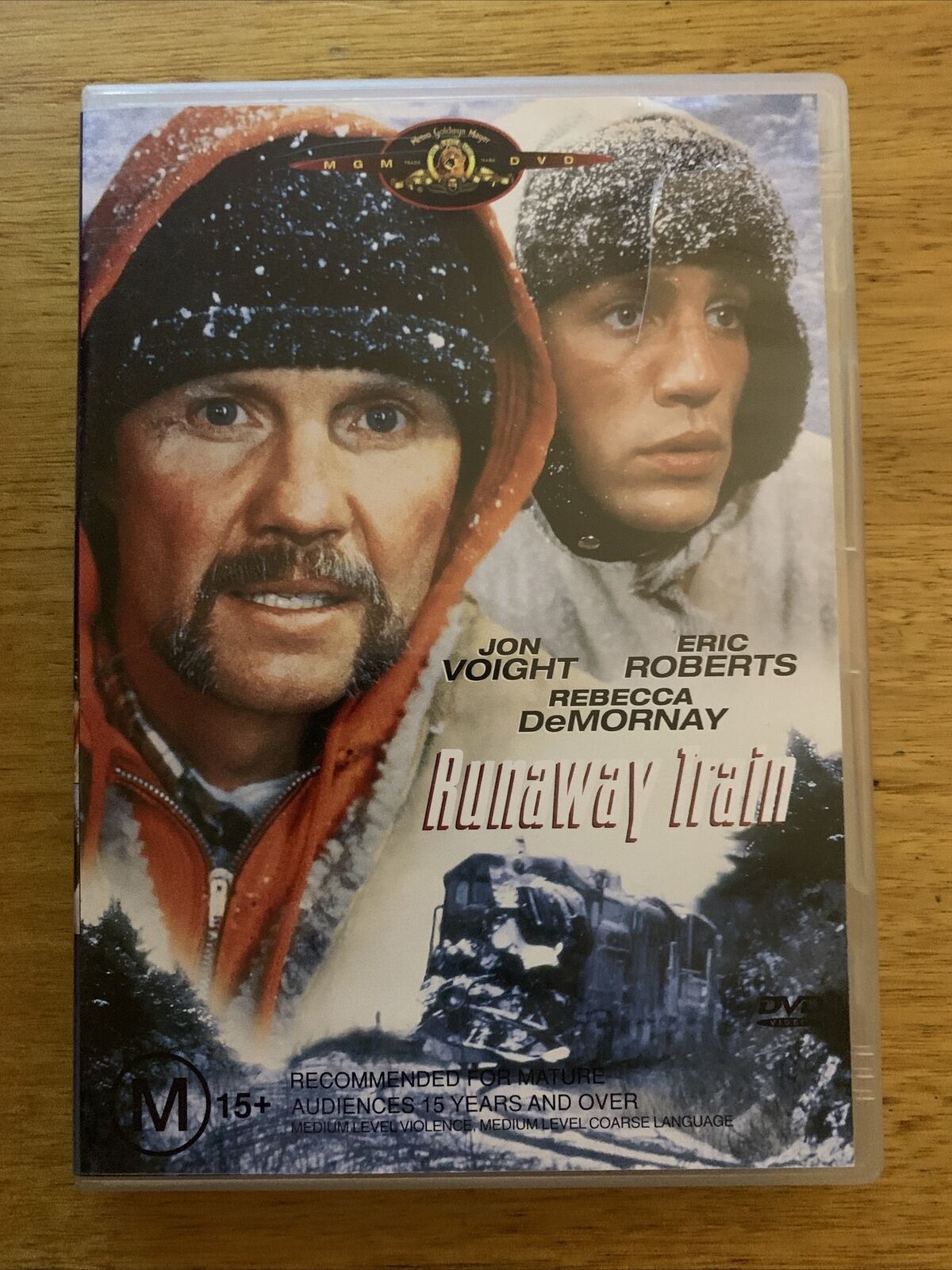 Runaway Train (DVD, 1985) Jon Voight. Region 4&2