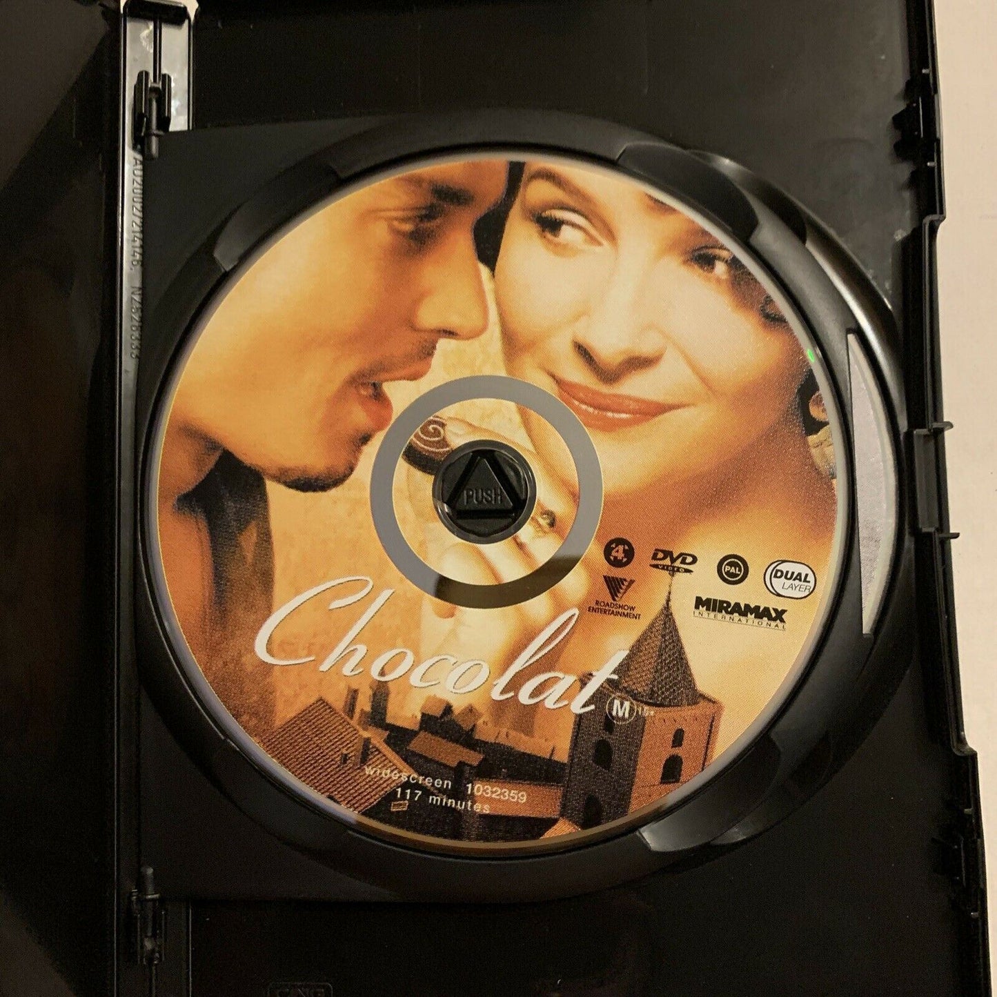 Chocolat / Life Is Beautiful (DVD, 2000, 2-Disc) Johnny Depp. Region 4