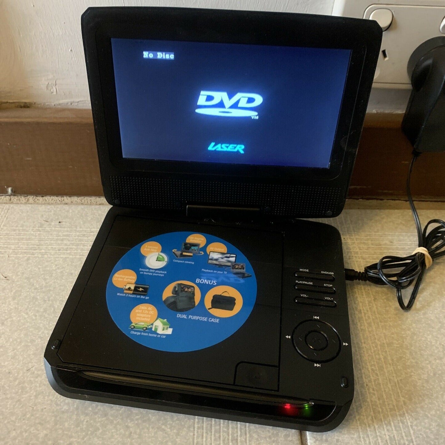 Laser 7" Portable DVD Player