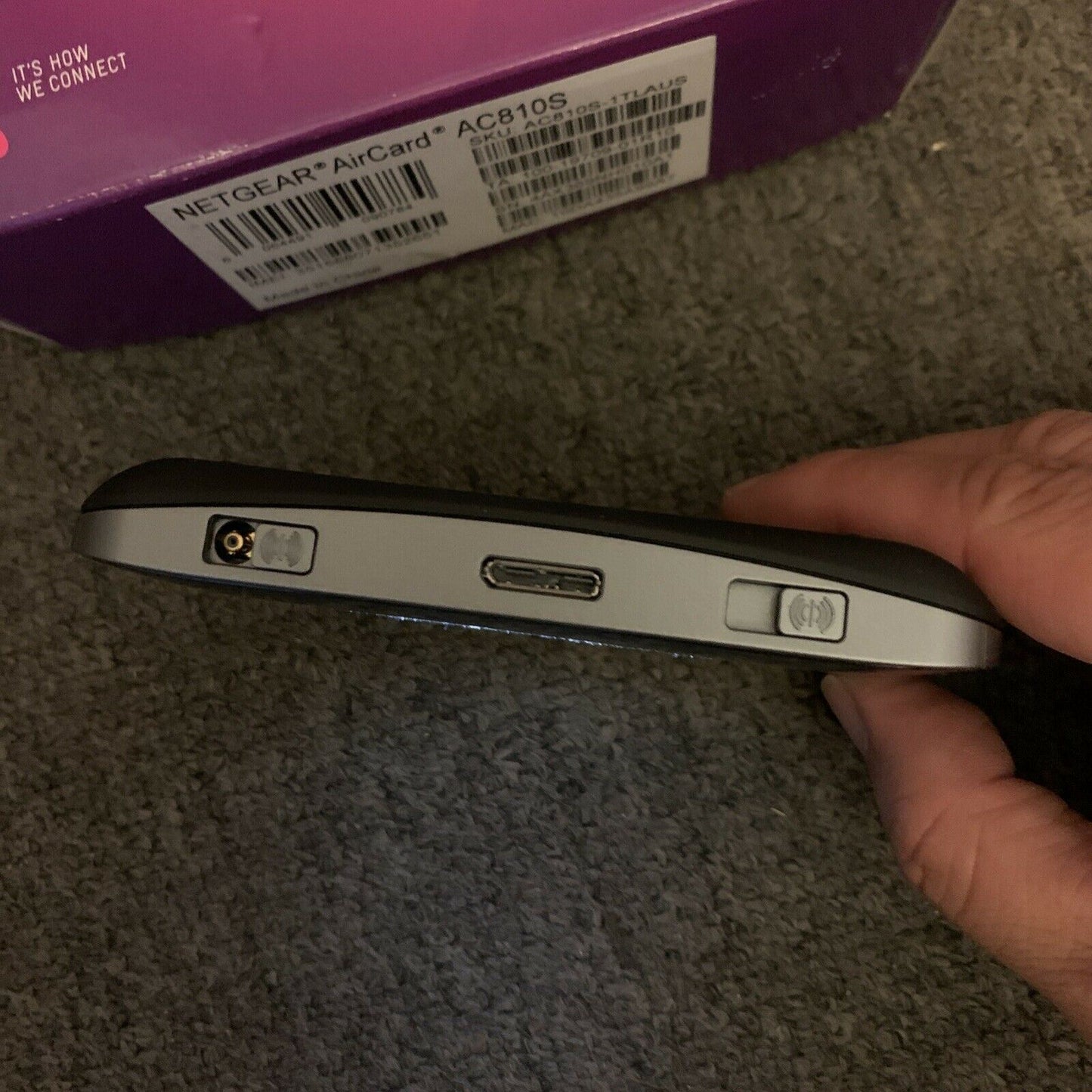 Telstra Netgear Aircard AC810S 4GX Advanced III Mobile WIFI Modem Telstra Locked