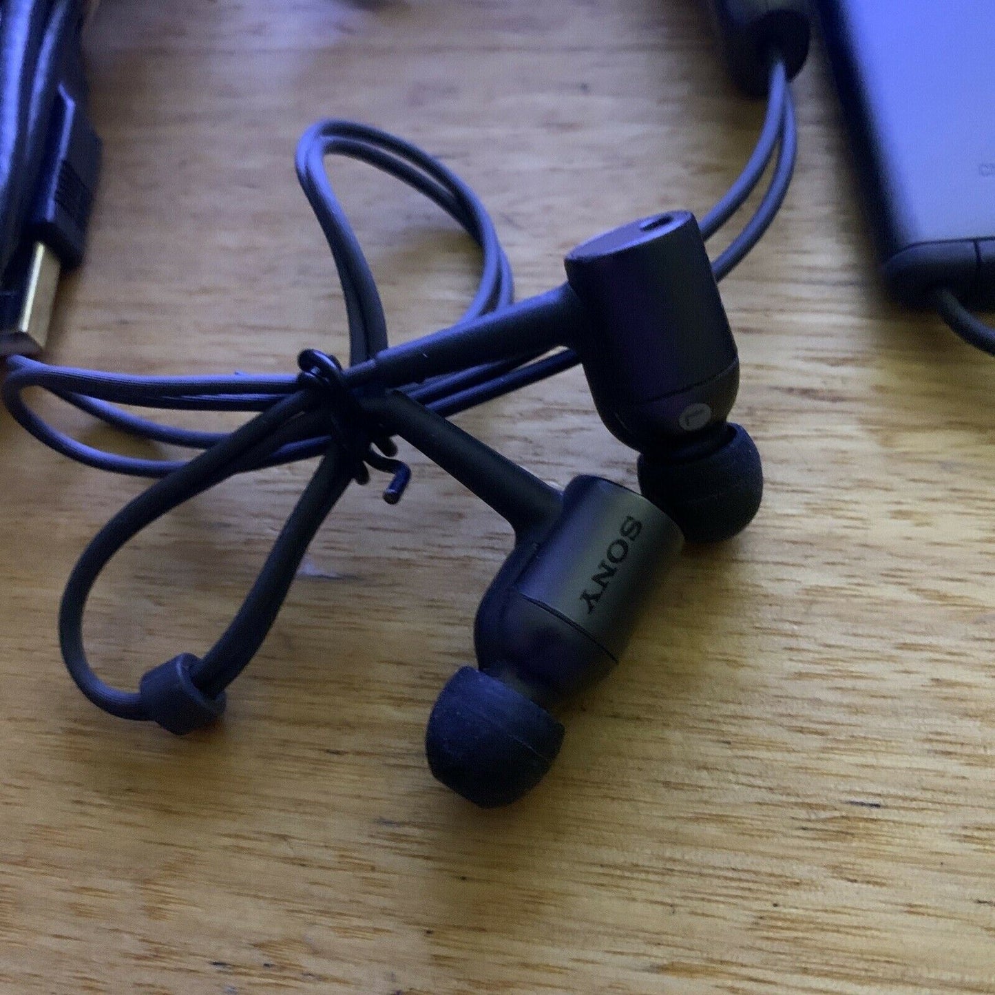 Sony MDR-EX750NA Noise Cancelling Headphones