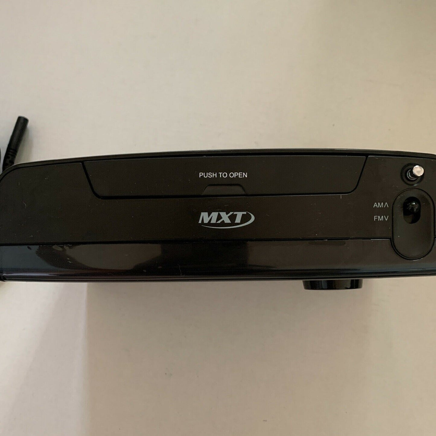 MXT AM/FM Portable Radio Model R-5144