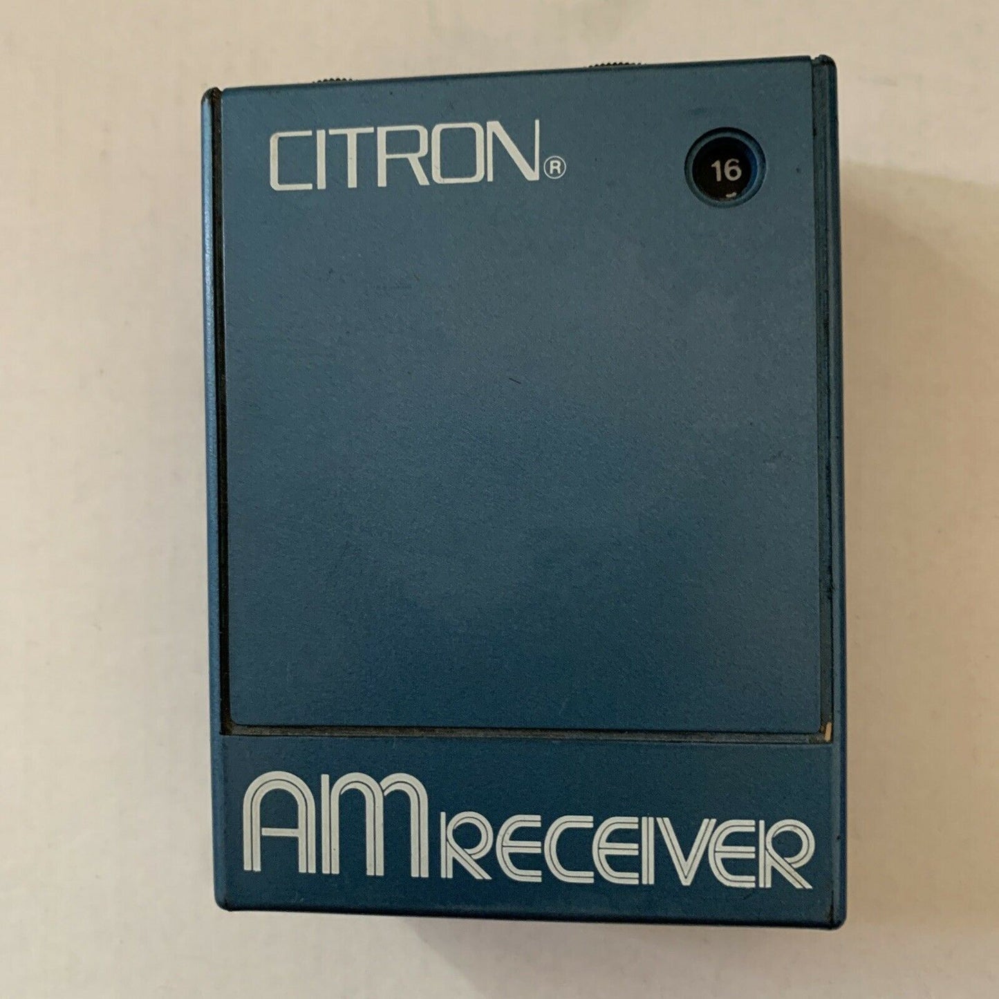 Vintage Citron Portable AM Radio Receiver