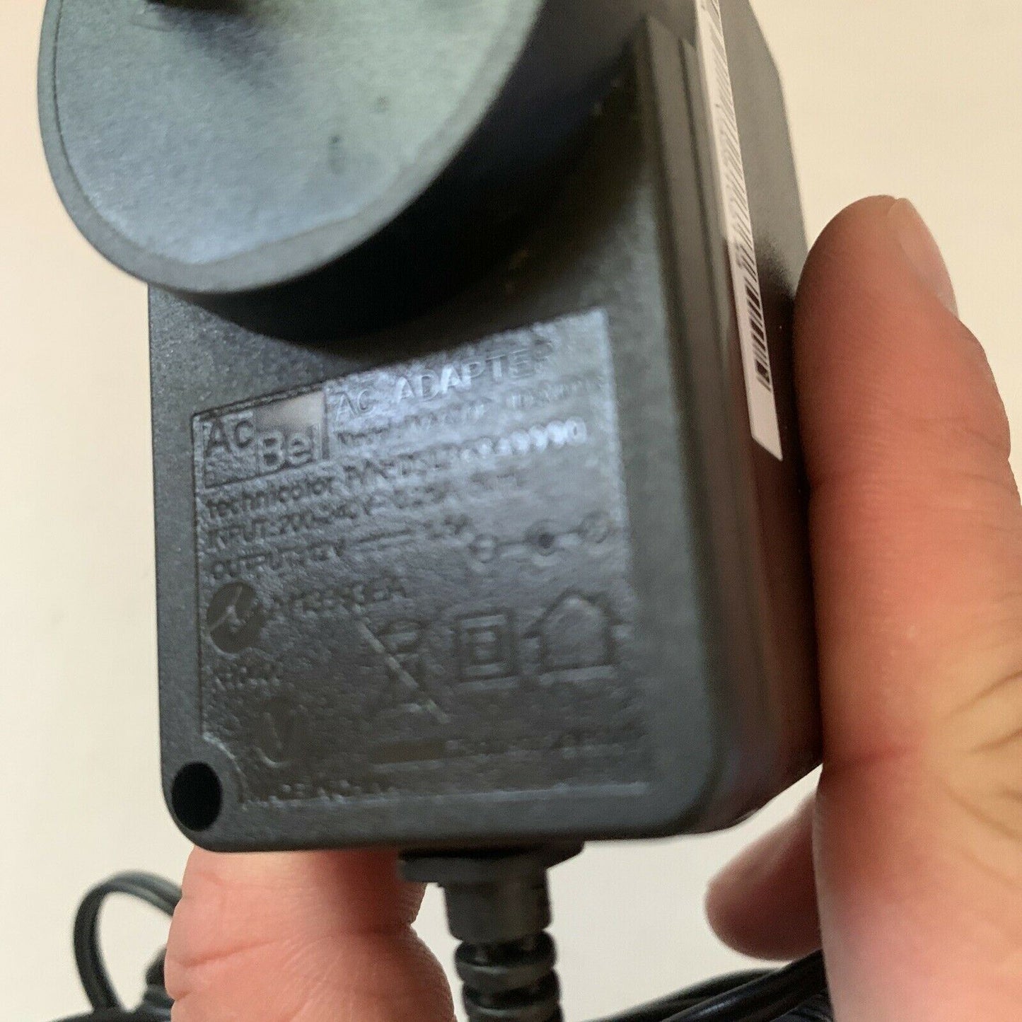 AcBel AC Adapter DSL36849990 Output: 12V 1.5A Input: 200-240V