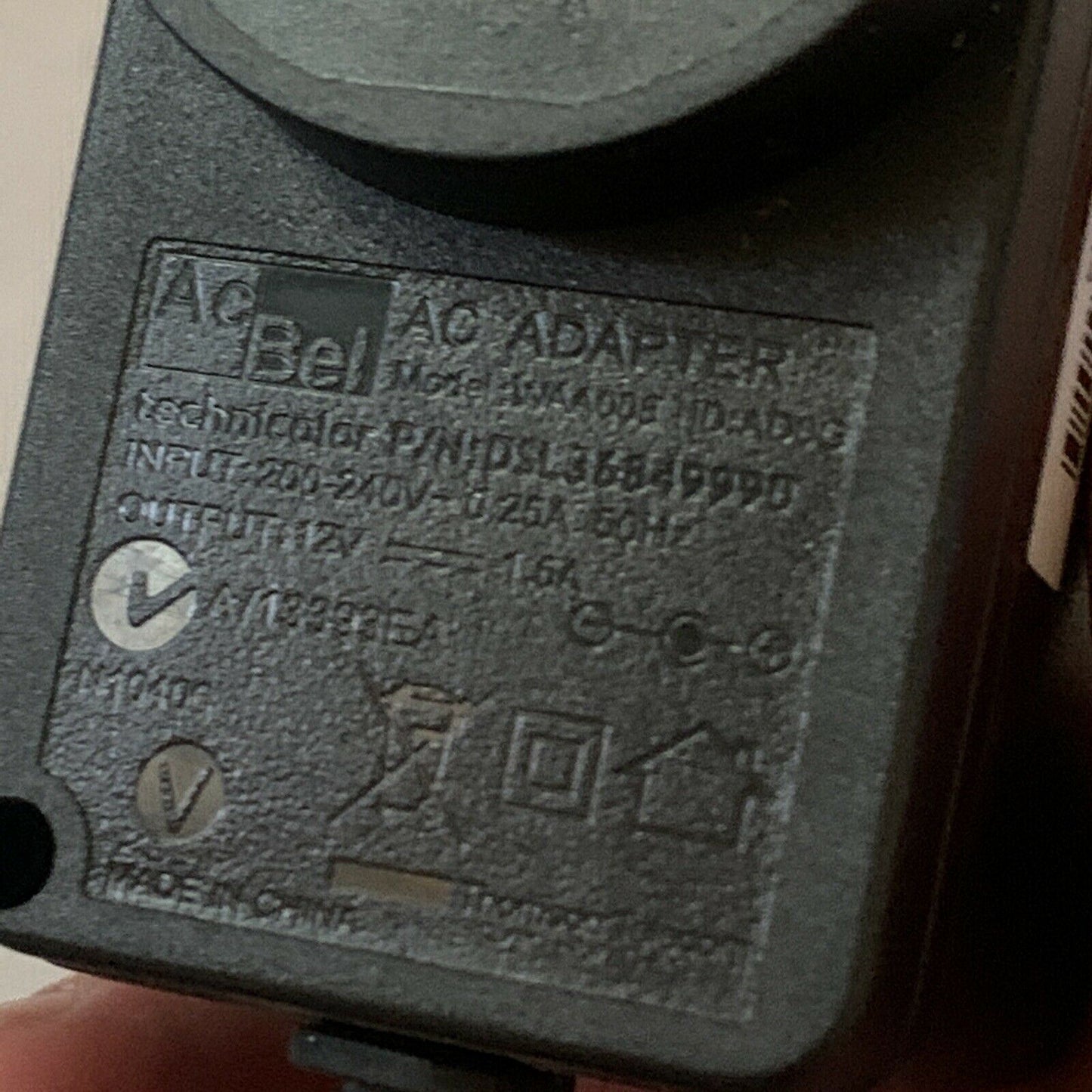 AcBel AC Adapter DSL36849990 Output: 12V 1.5A Input: 200-240V