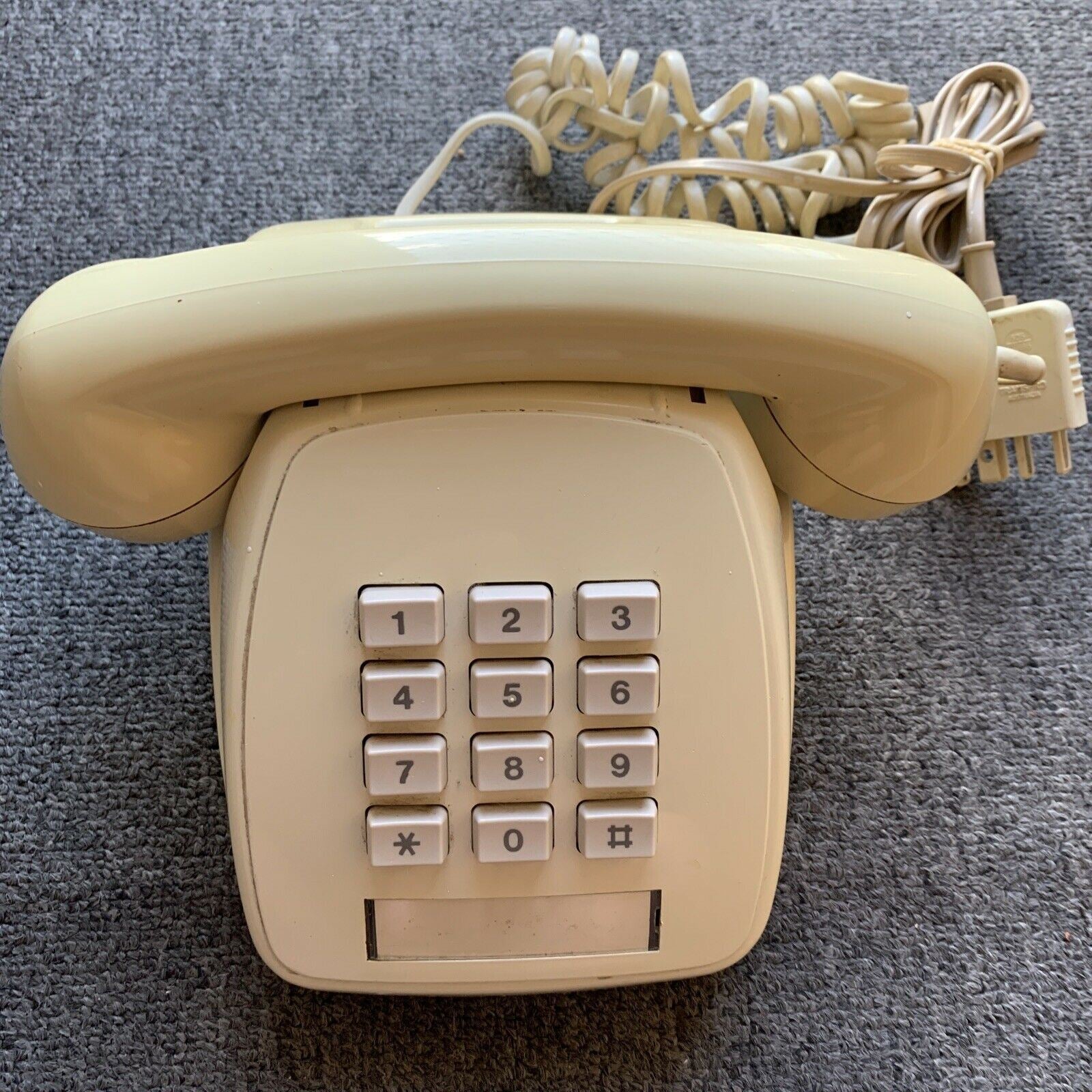 VINTAGE Telecom Phone Push Button Phone 1980's – Retro Unit