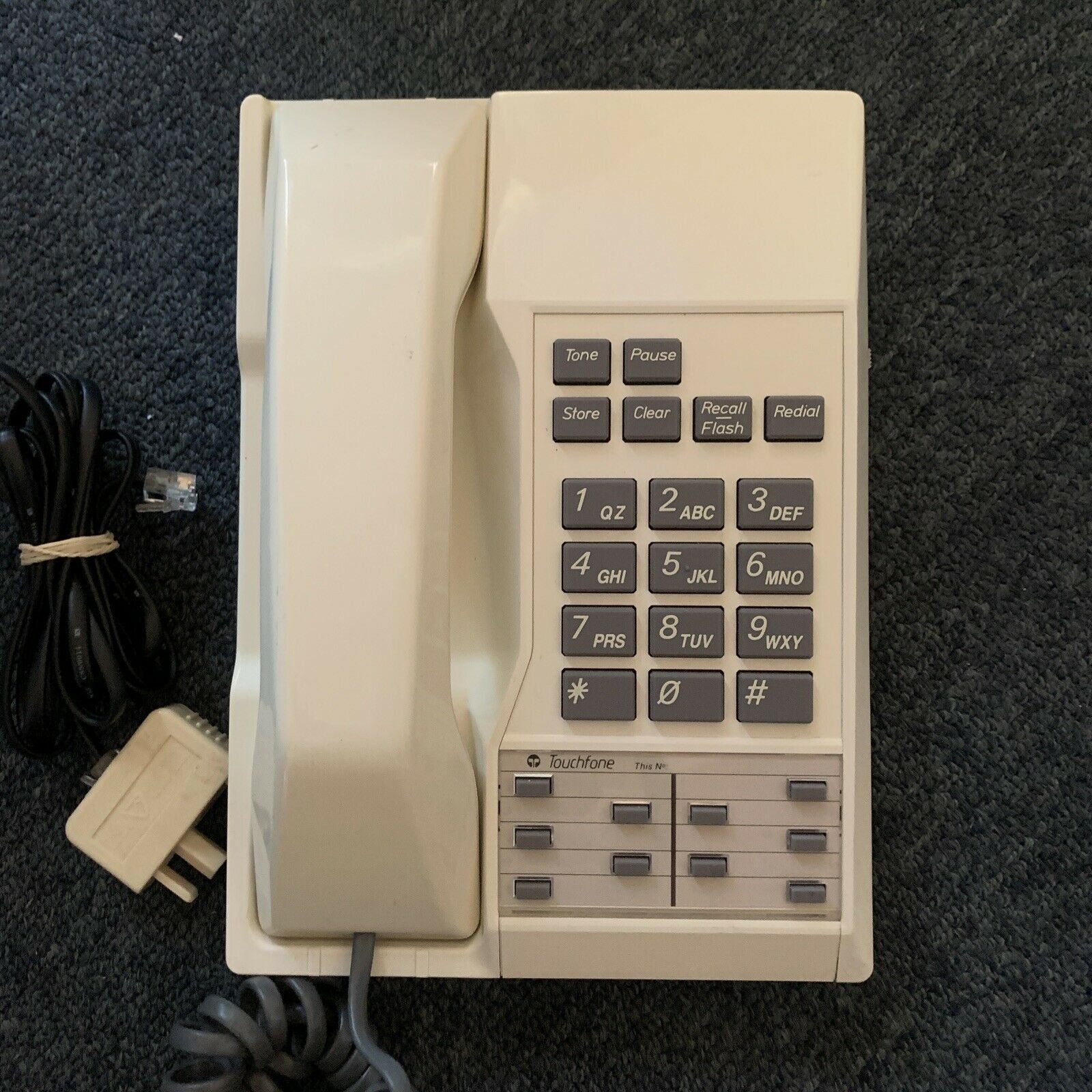 Telecom Touchfone SI 550/200 Push Button Wired Telephone – Retro Unit