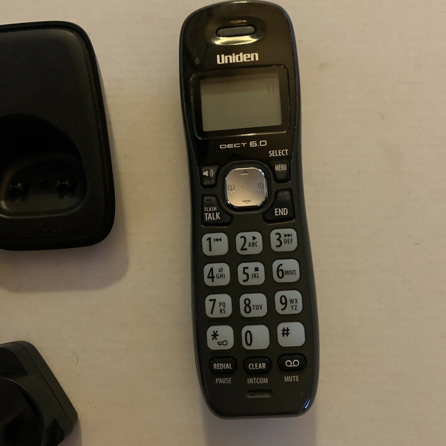 Uniden Cordless Telephone Charger & Uniden DECT 6.0 Handset