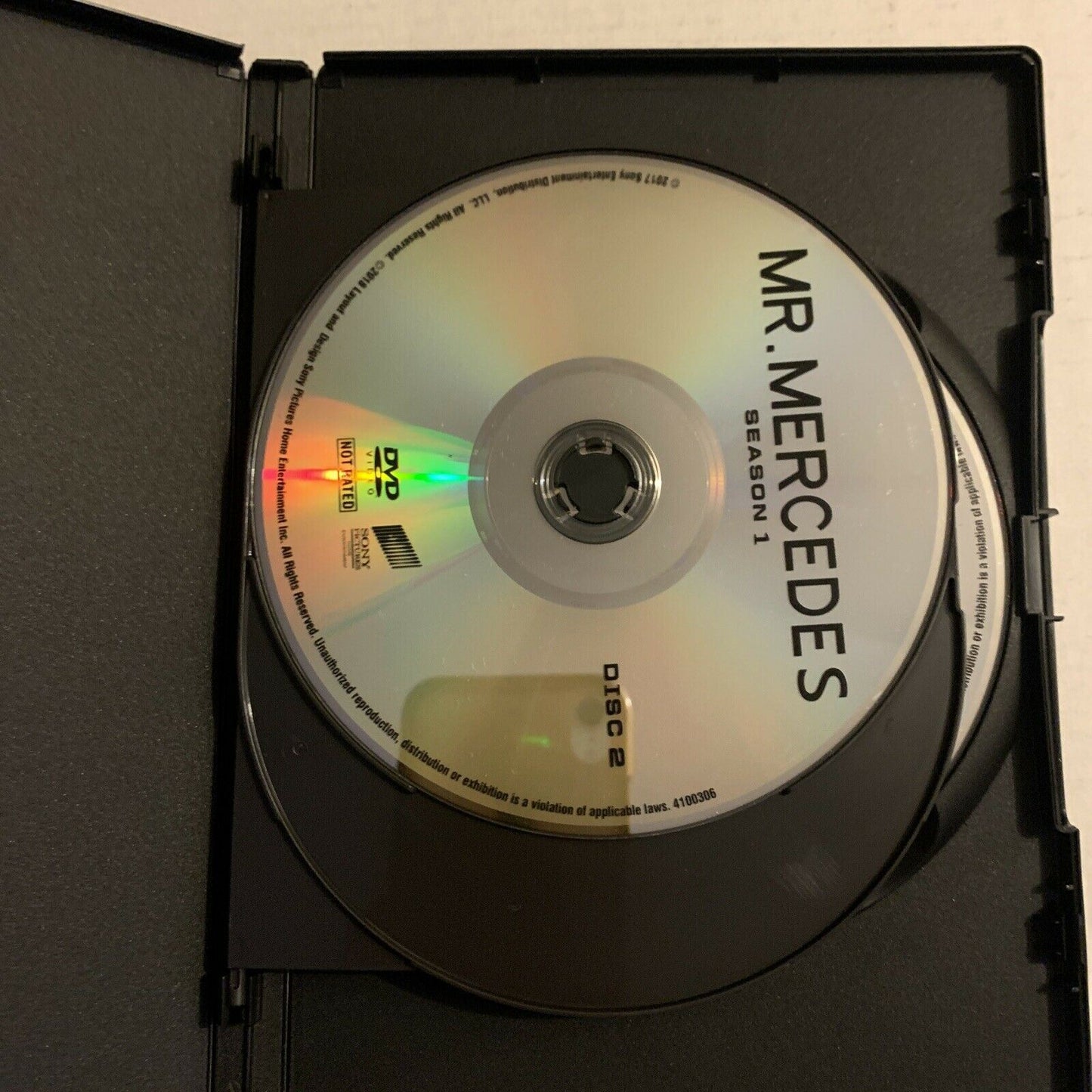 Stephen King's: Mr. Mercedes - Season 1 (DVD, 2017, 3-Disc) All Regions