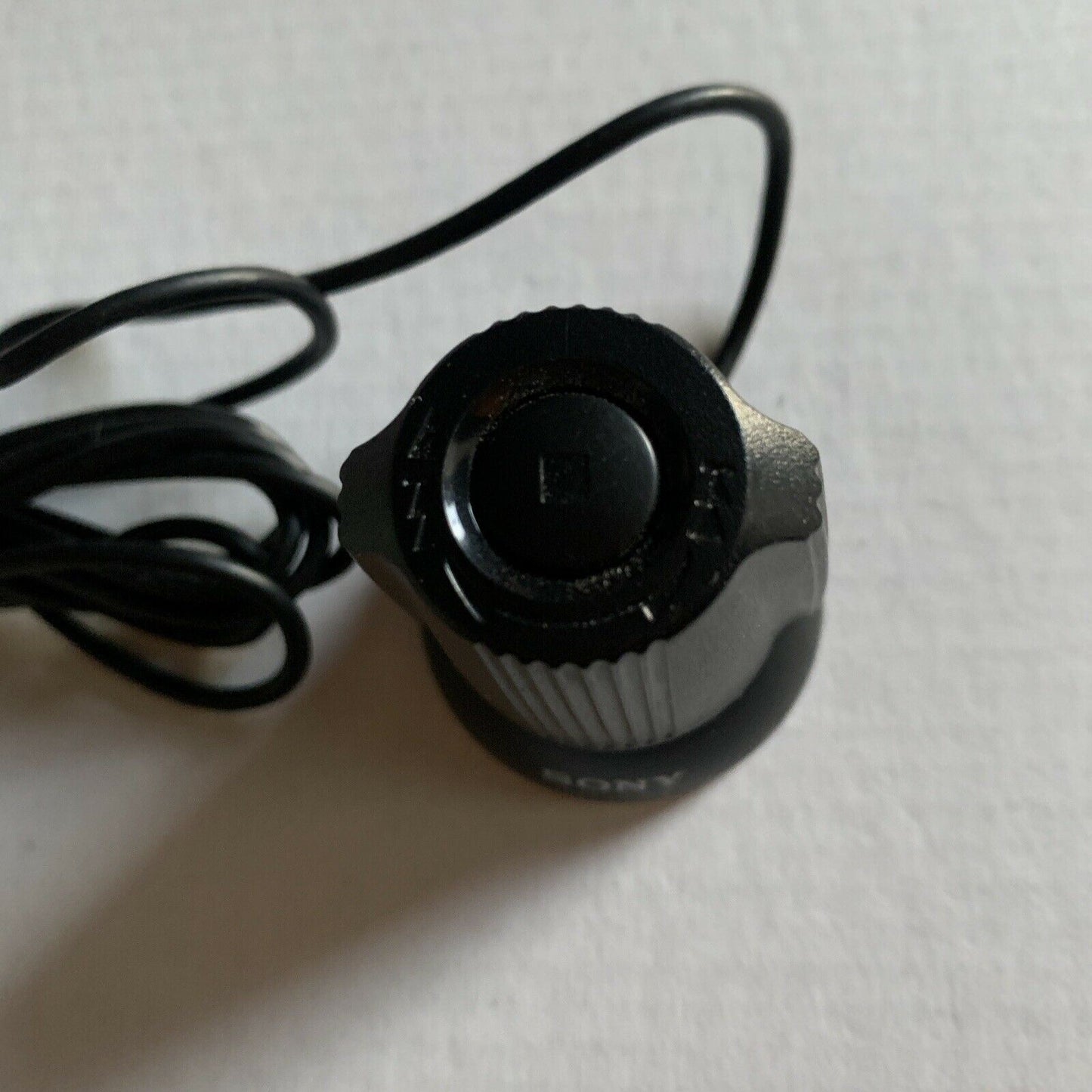 Sony RM-CDC2 Car CD Walkman Player Wired Remote Control