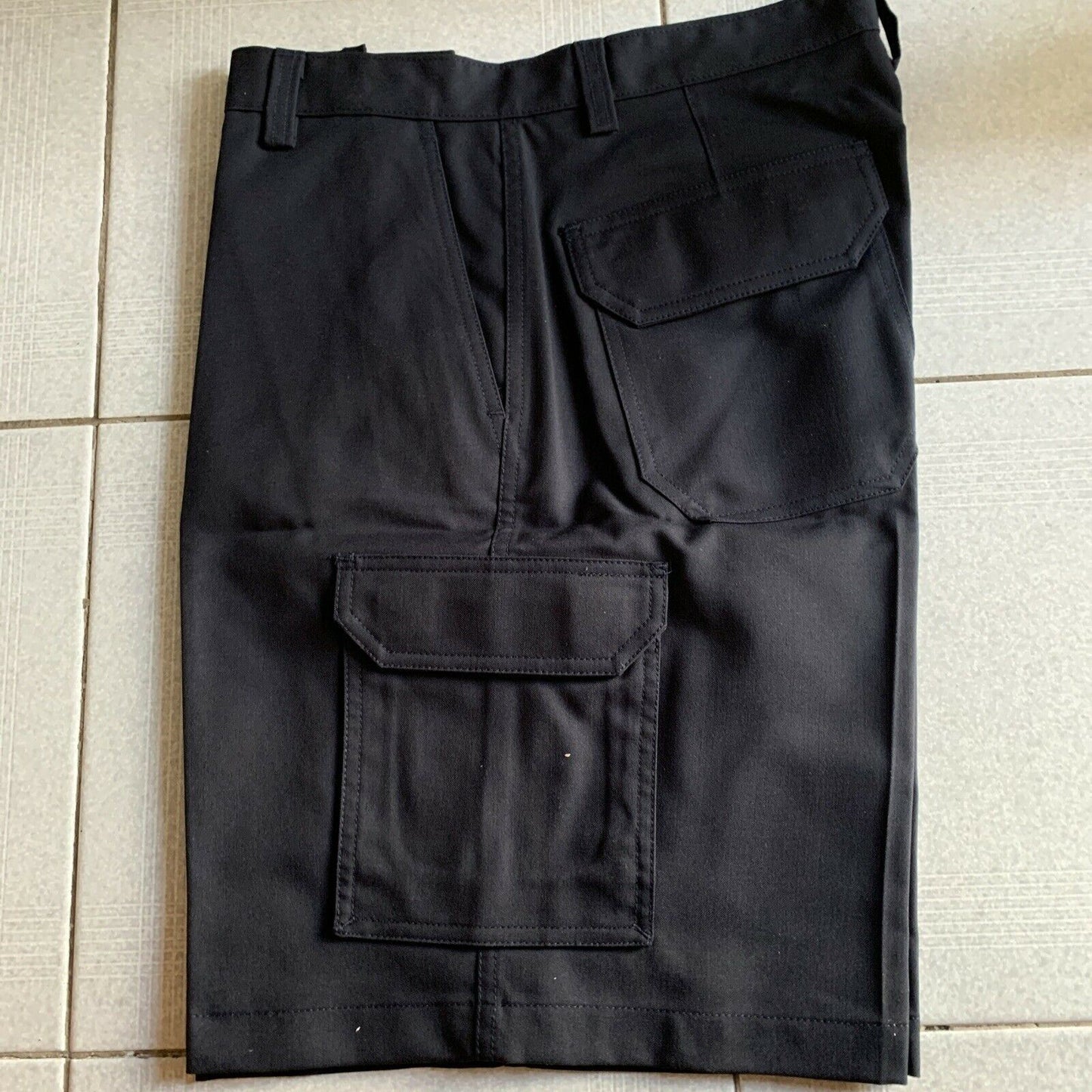 *New* Hard Yakka - Generation Y Work Shorts Y05599 Size: 87R Colour: Navy Blue