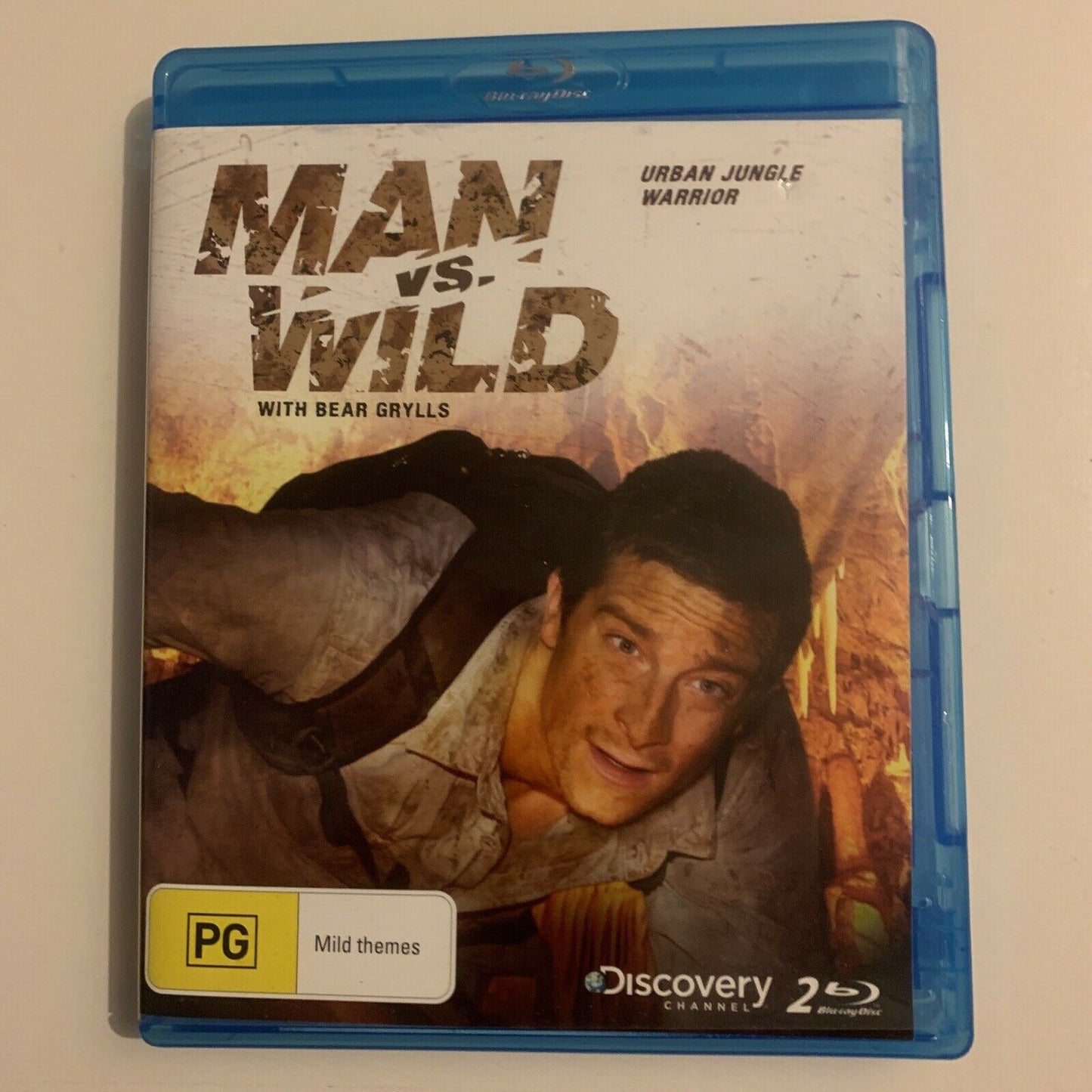 Man Vs Wild - Urban Jungle Warrior (Blu-ray, 2011, 2-Disc) Bear Grylls Region B