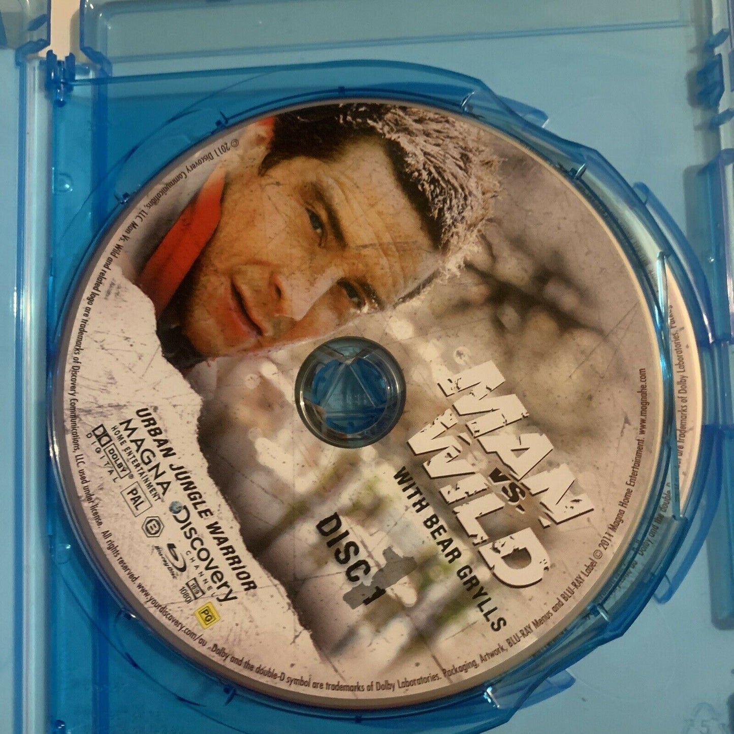 Man Vs Wild - Urban Jungle Warrior (Blu-ray, 2011, 2-Disc) Bear Grylls Region B