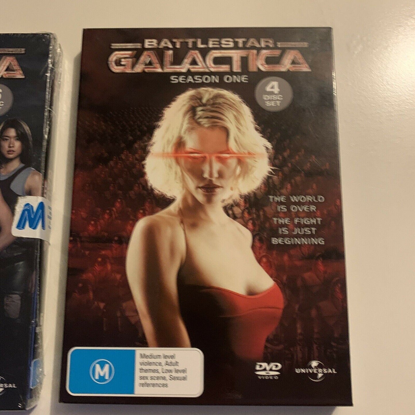 Battlestar Galactica : Season 1 & 2 (DVD, 2005, 10-Disc) Region 4&2