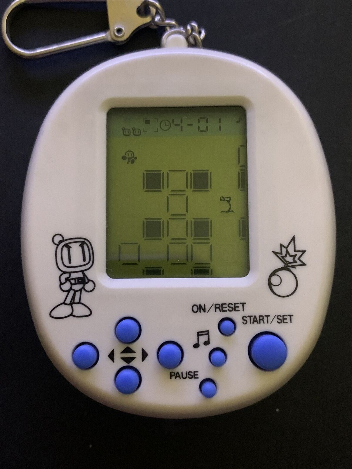 Bomberman - Bandai Electronic Handheld Game 1997 RARE!!