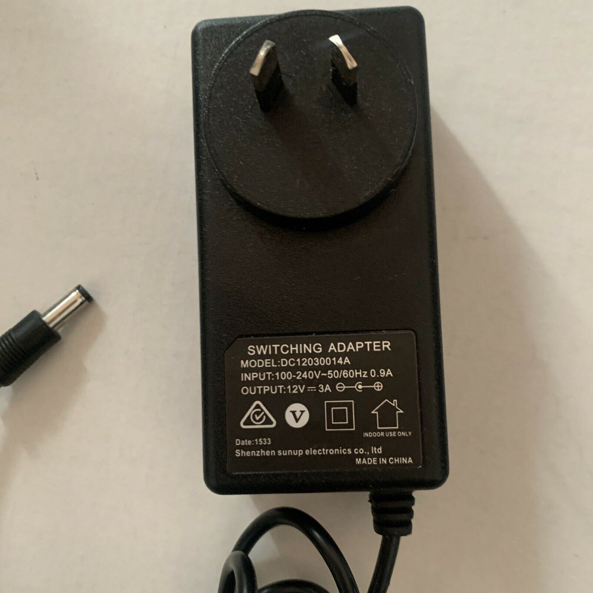 Switching Adapter Museum DC12030014A Input: 100-240V Output: 12V 3A ...
