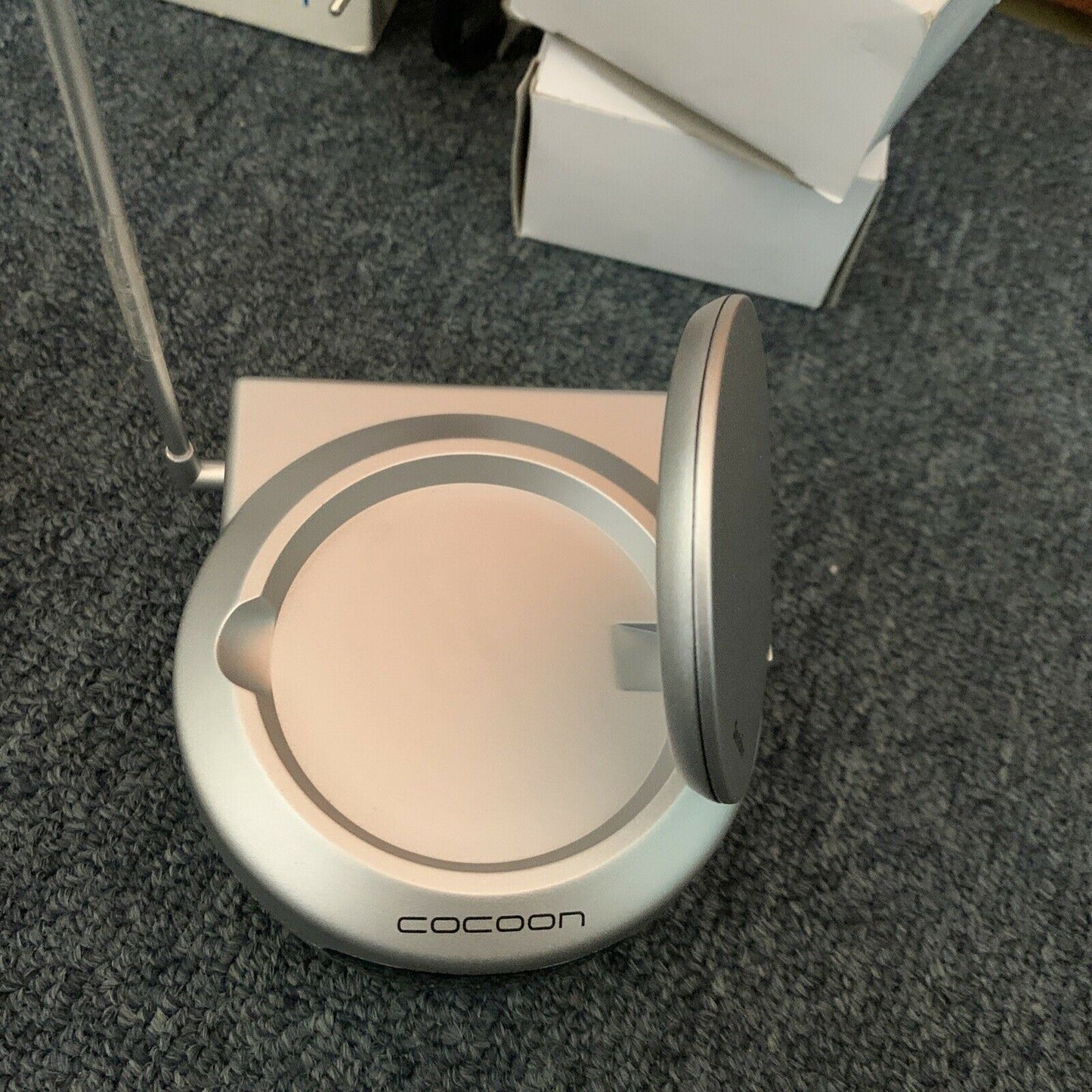 Cocoon 2.4Ghz AV Sender - Wireless Audio And Video Throughout Your Home