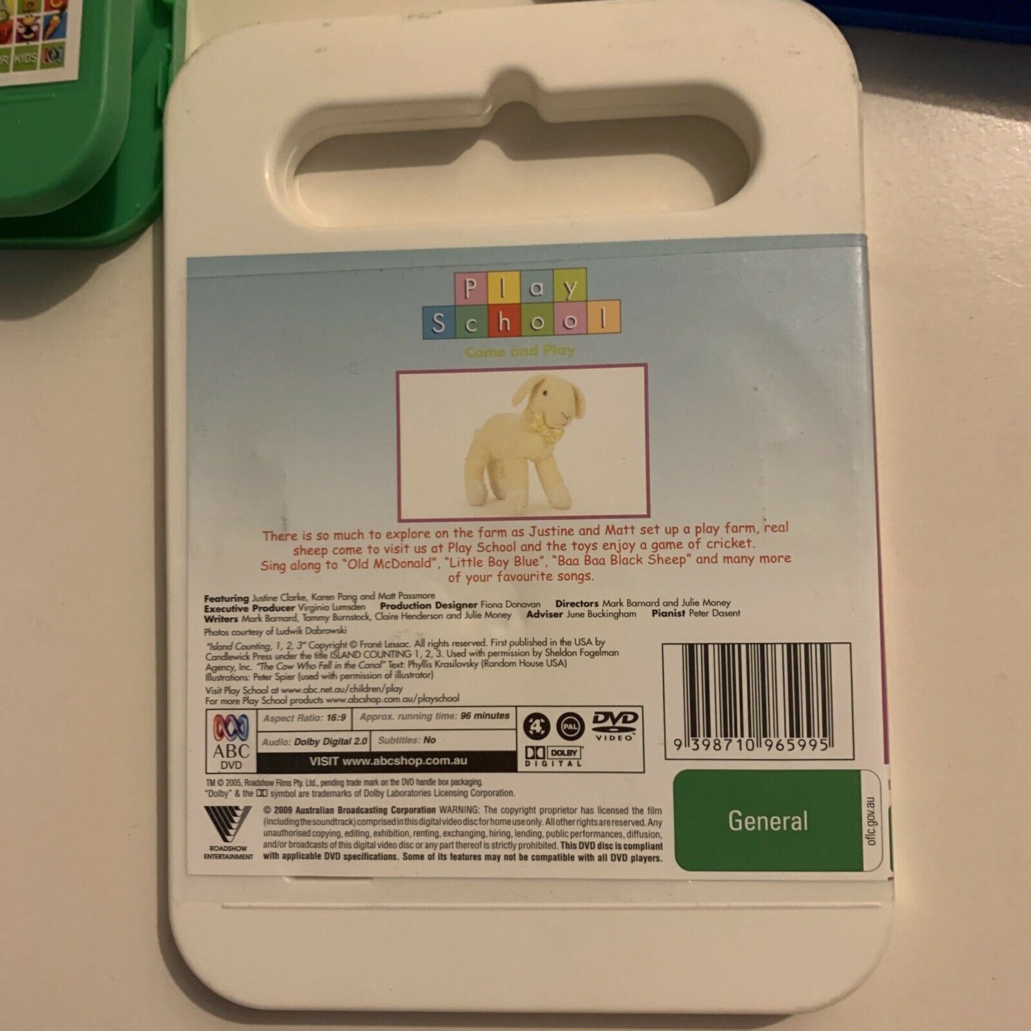 Play School: On the Farm / Arts & Crafts / In The Wild 3 DVDs